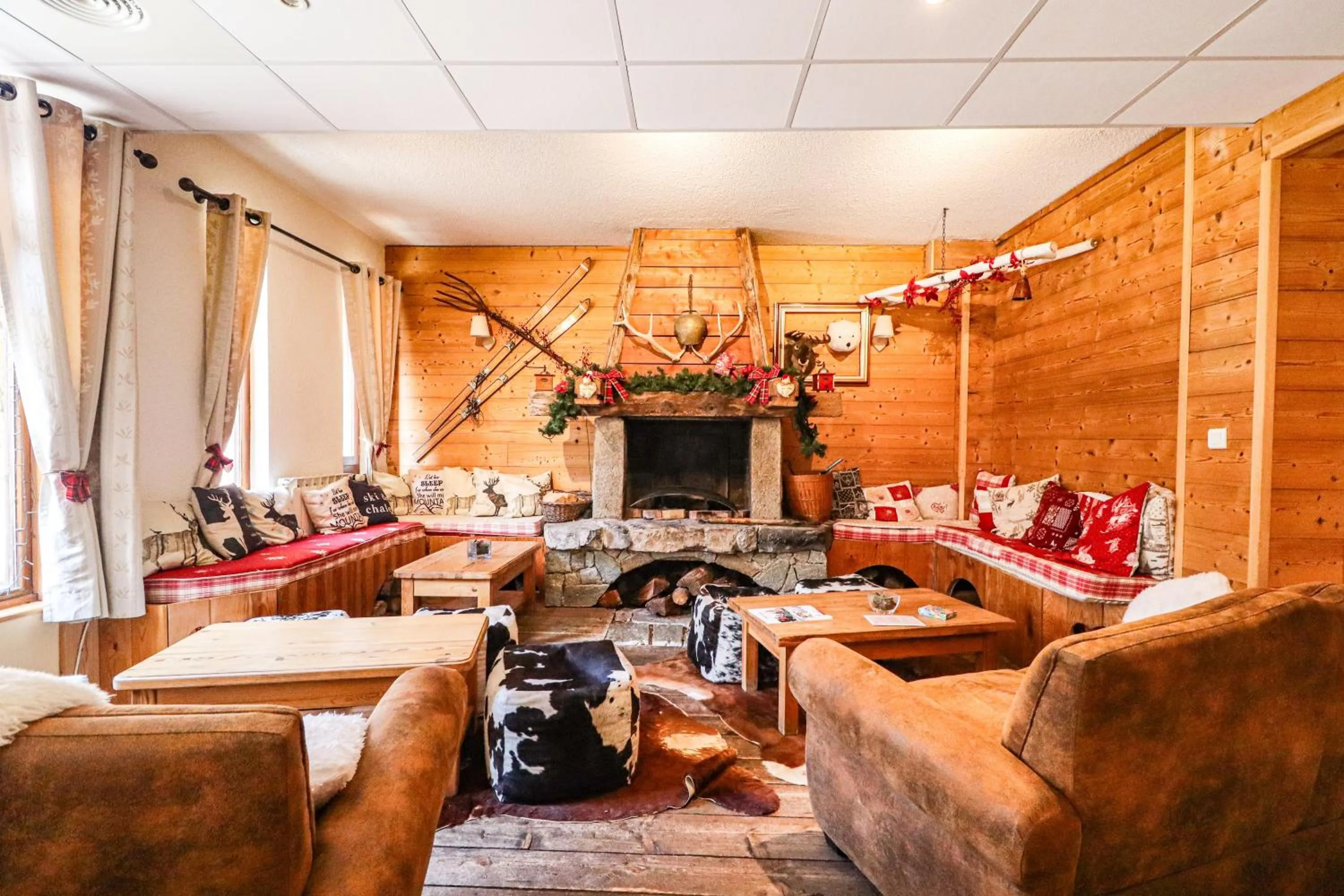 Lounge or bar in Domaine de l'Adoux