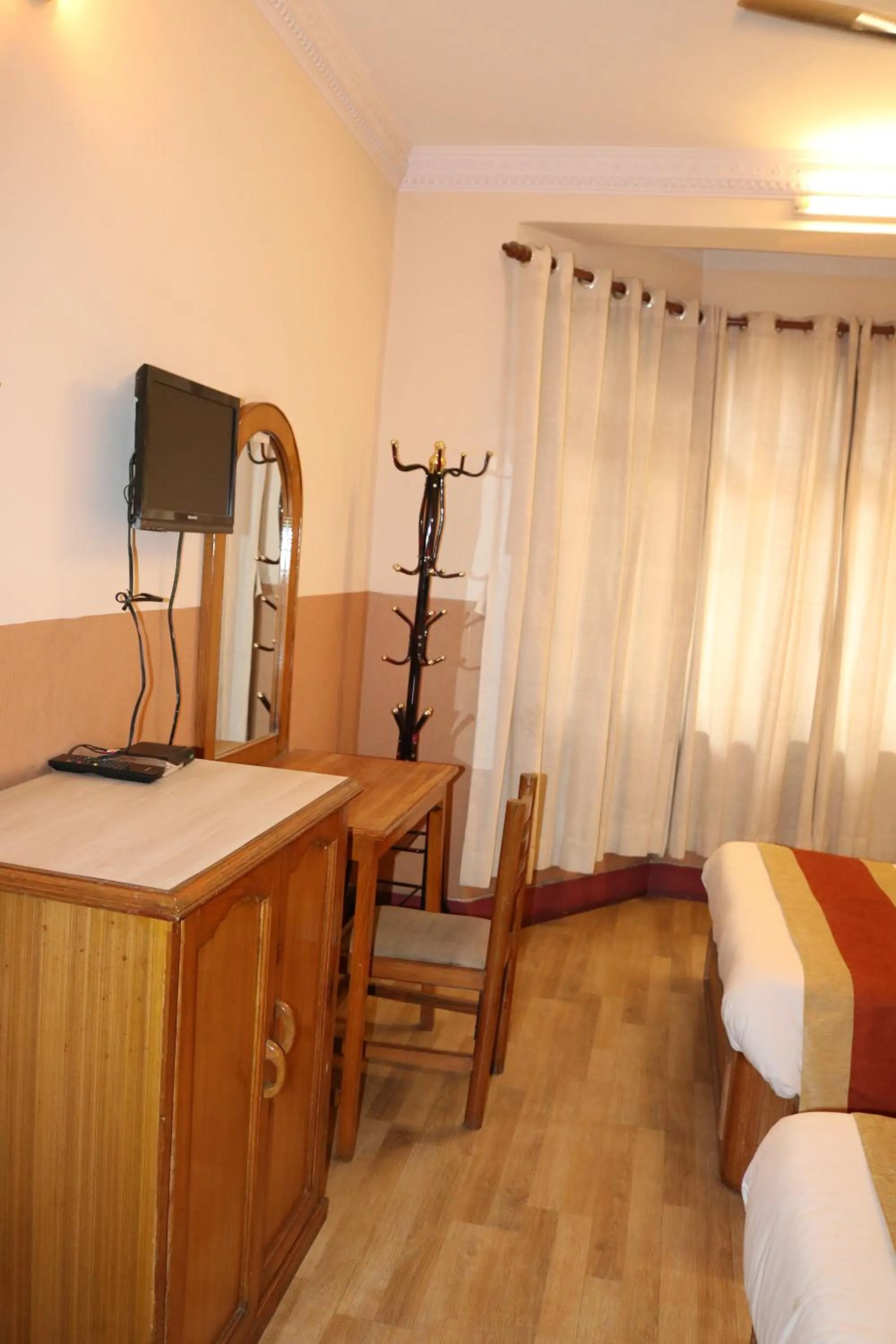 TV and multimedia, Bed in Kathmandu Peace Guesthouse