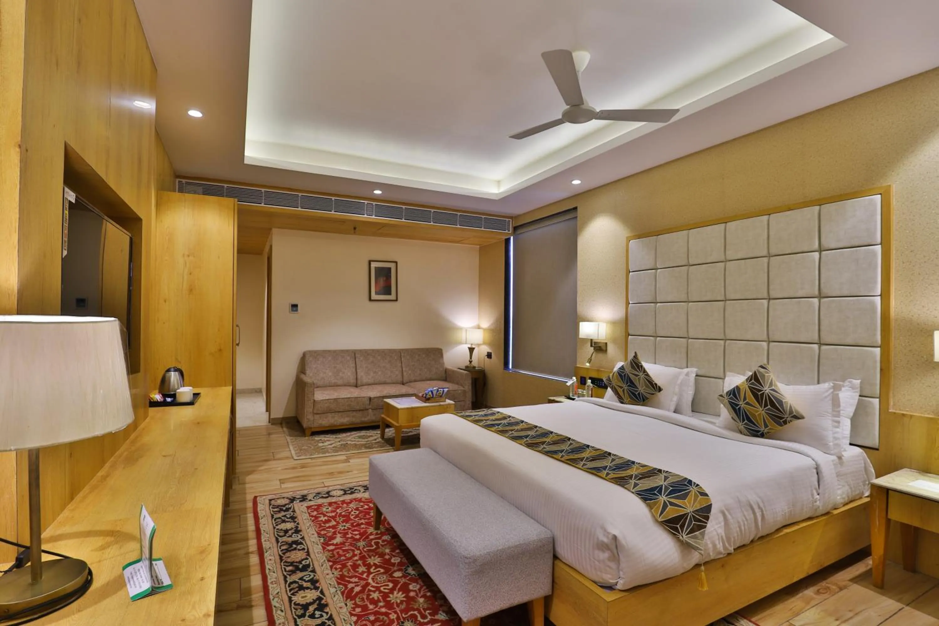 Bedroom, Bed in The Square Somnath