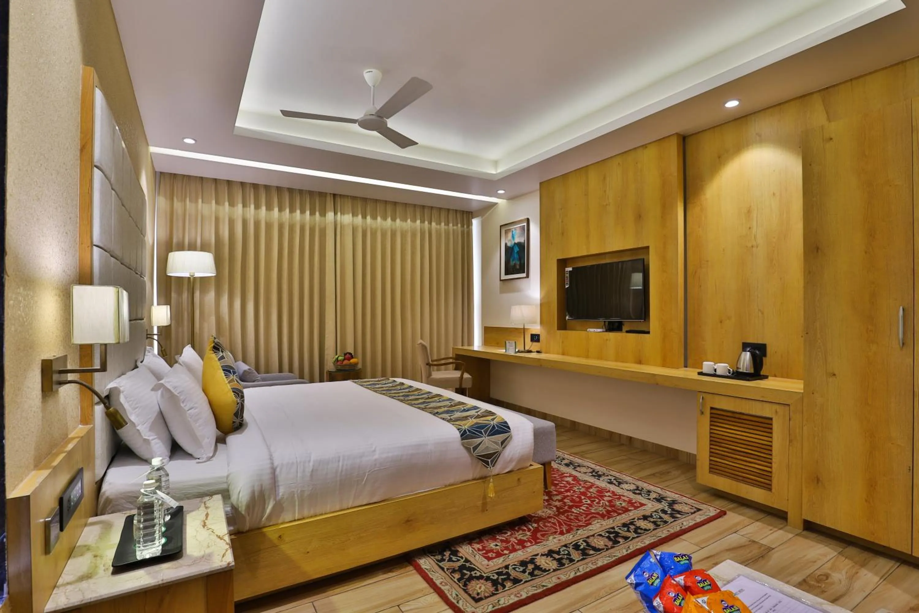 Bedroom, Bed in The Square Somnath