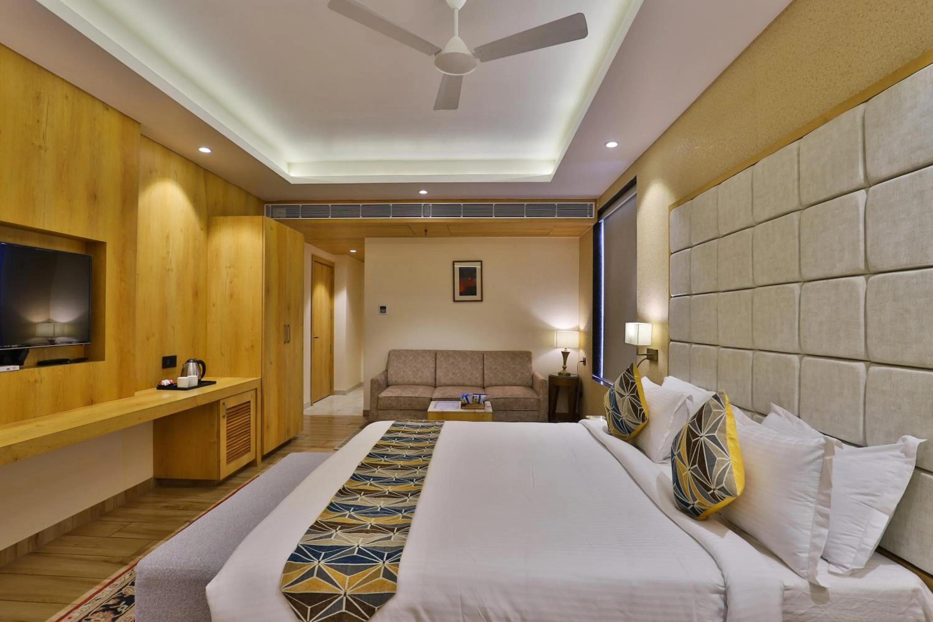 Bedroom, Bed in The Square Somnath