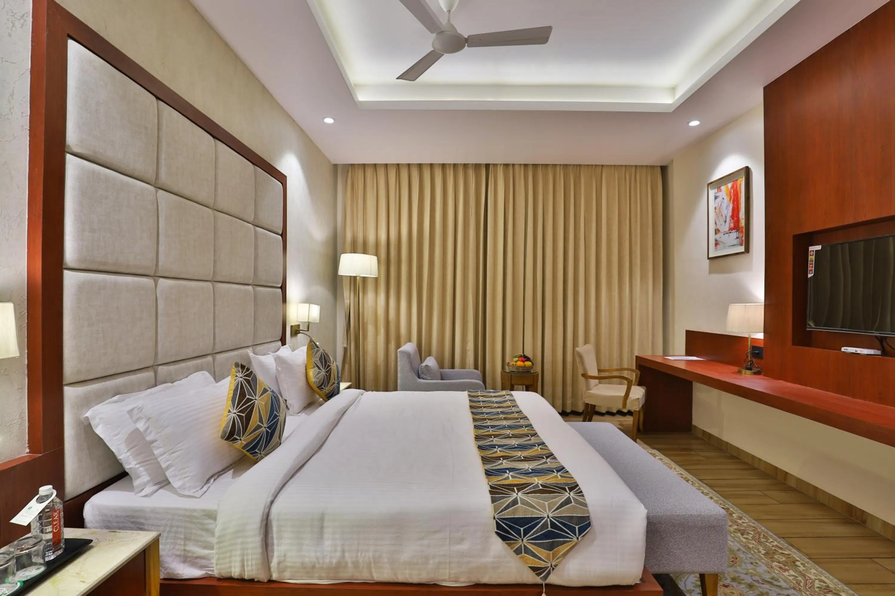 Bedroom, Bed in The Square Somnath