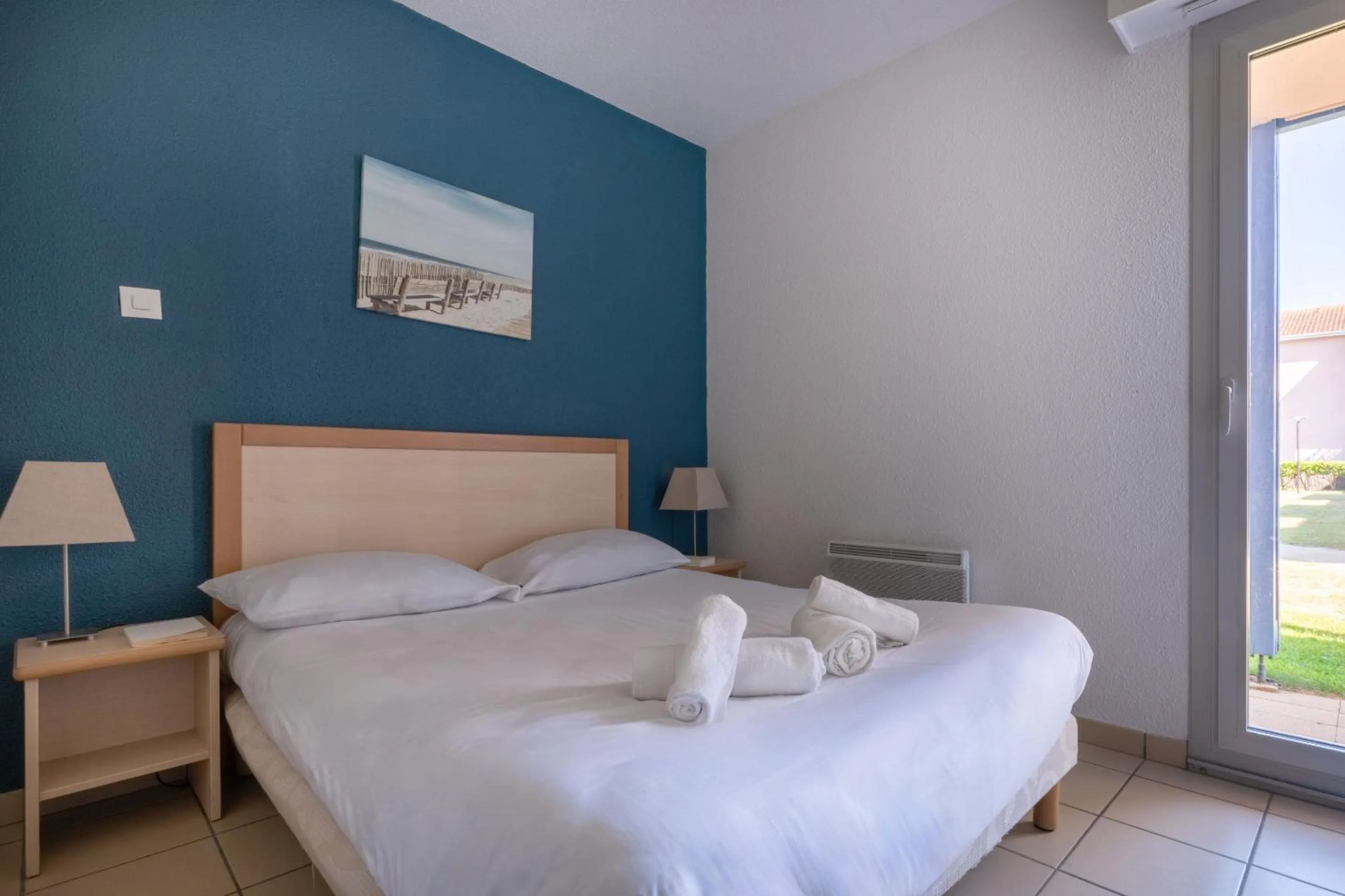 Bedroom, Bed in Résidence Odalys Du Port