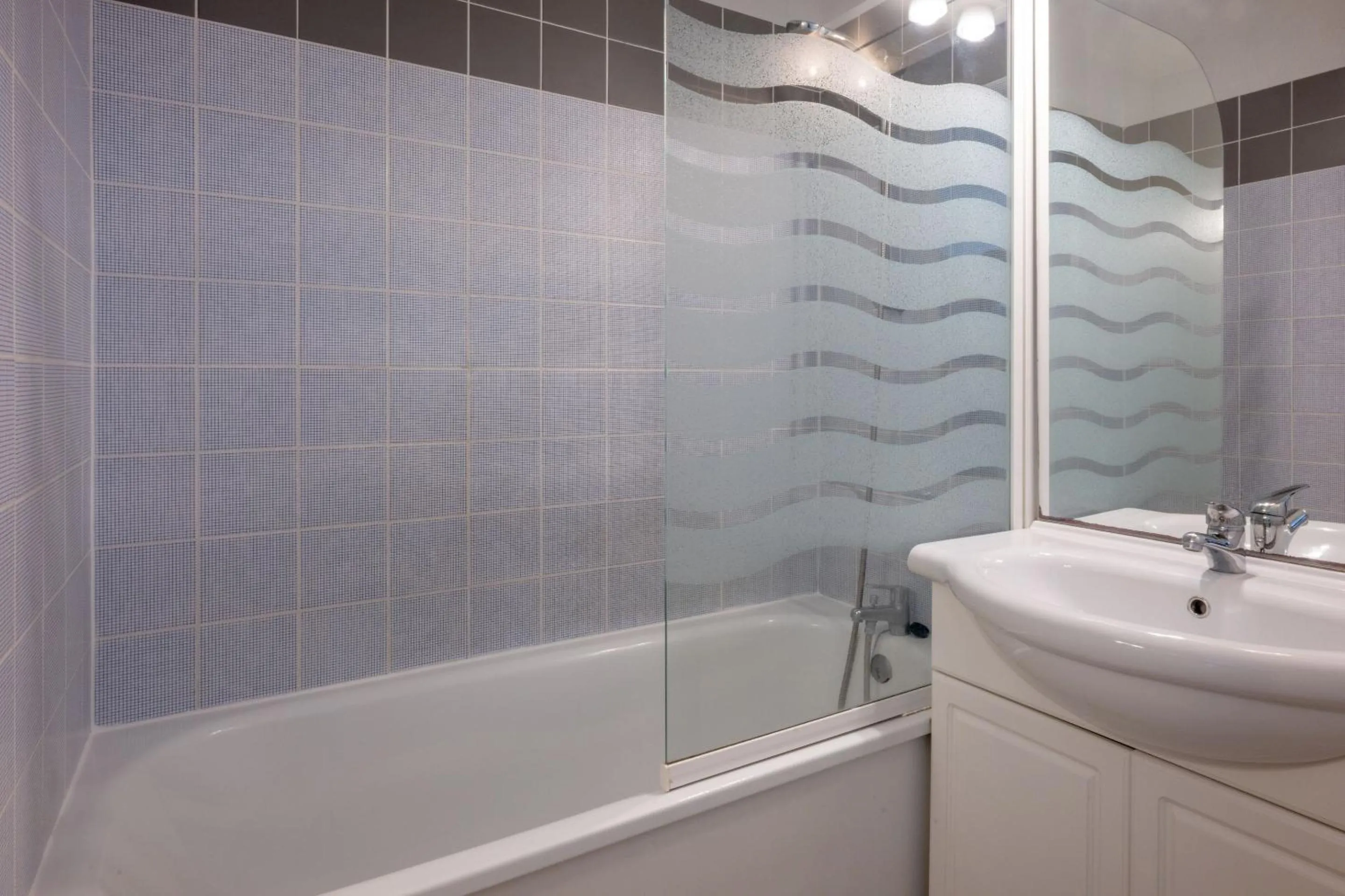 Bathroom in Résidence Odalys Du Port