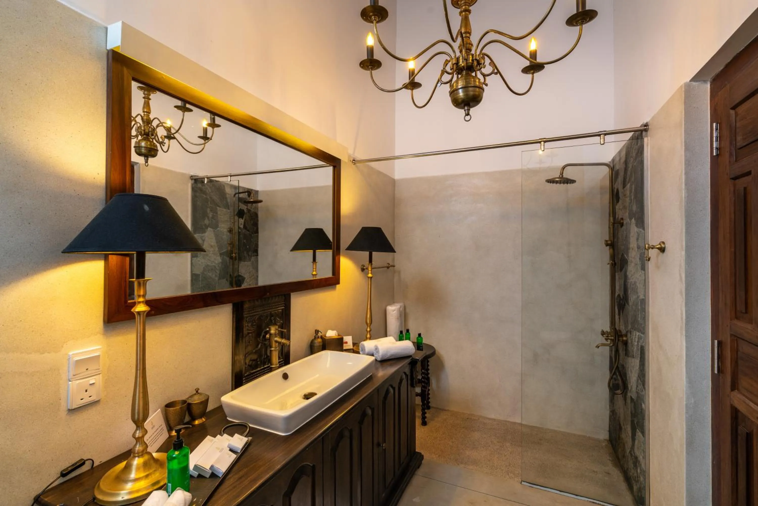 Bathroom in Sundara by Mosvold