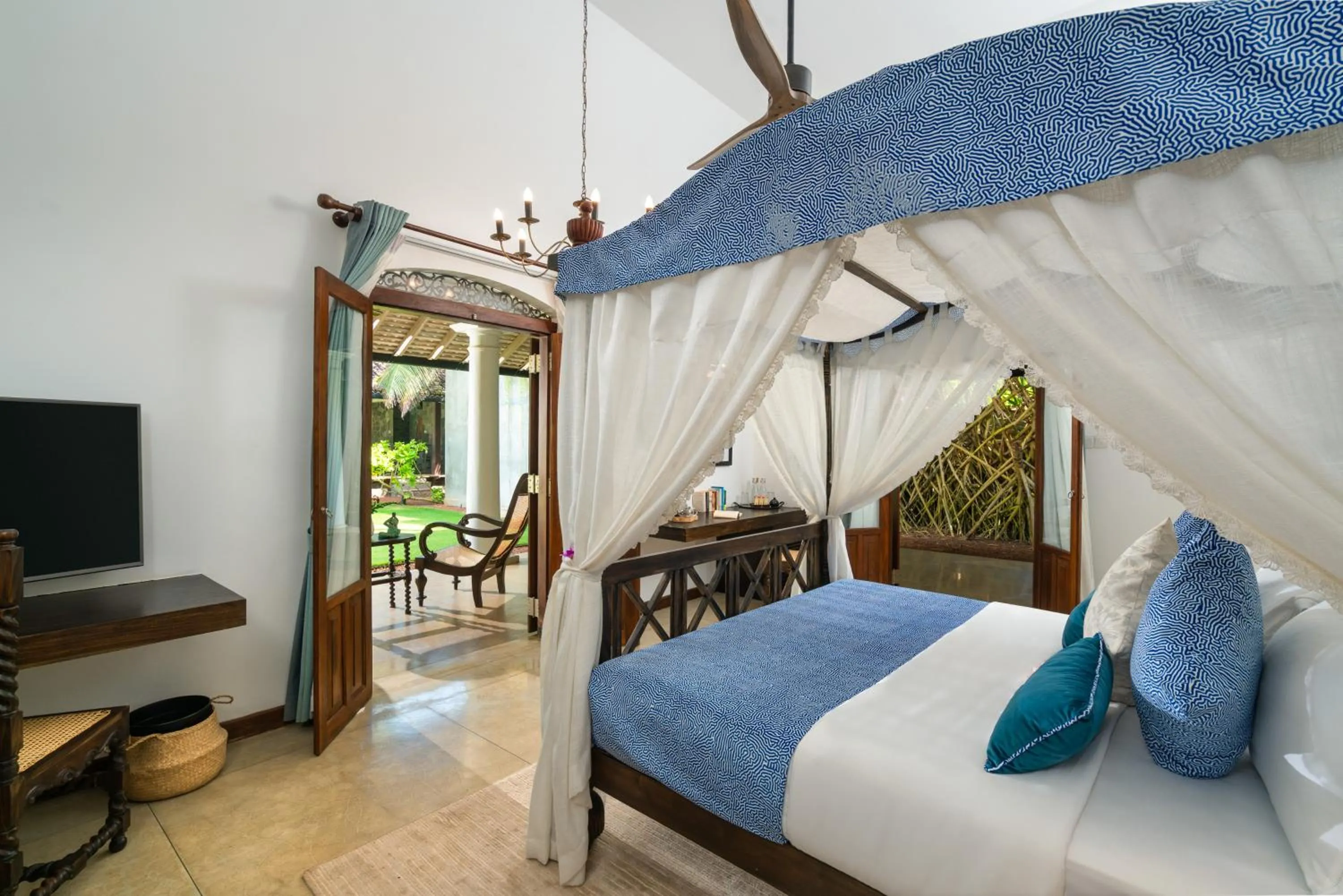 Photo of the whole room, Bed in Sundara by Mosvold