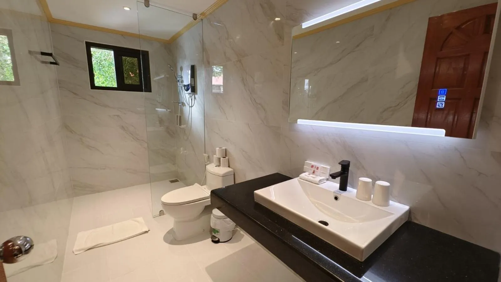 Bathroom in Alona Vida Beach Resort