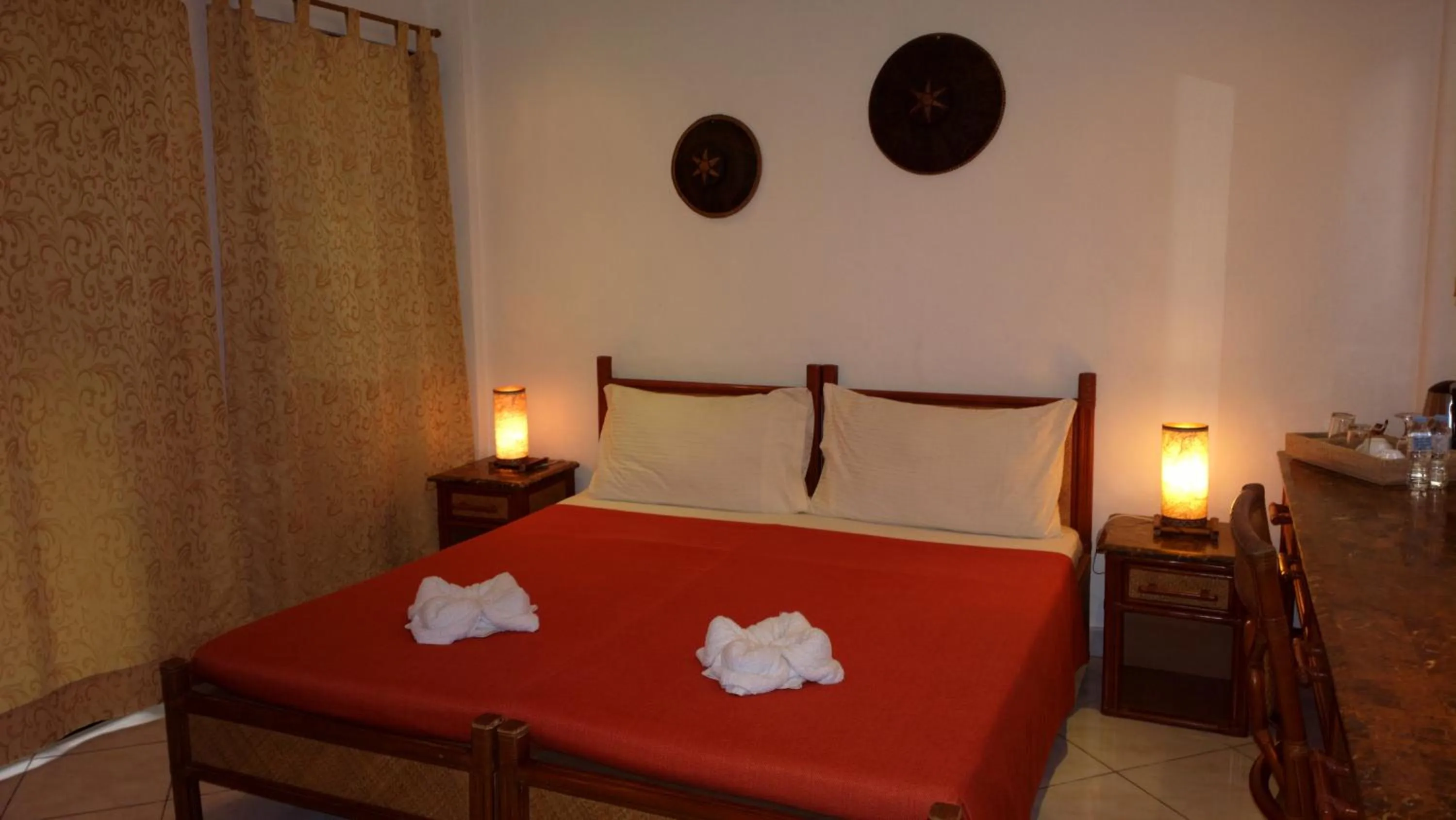 Photo of the whole room, Bed in Alona Vida Beach Resort