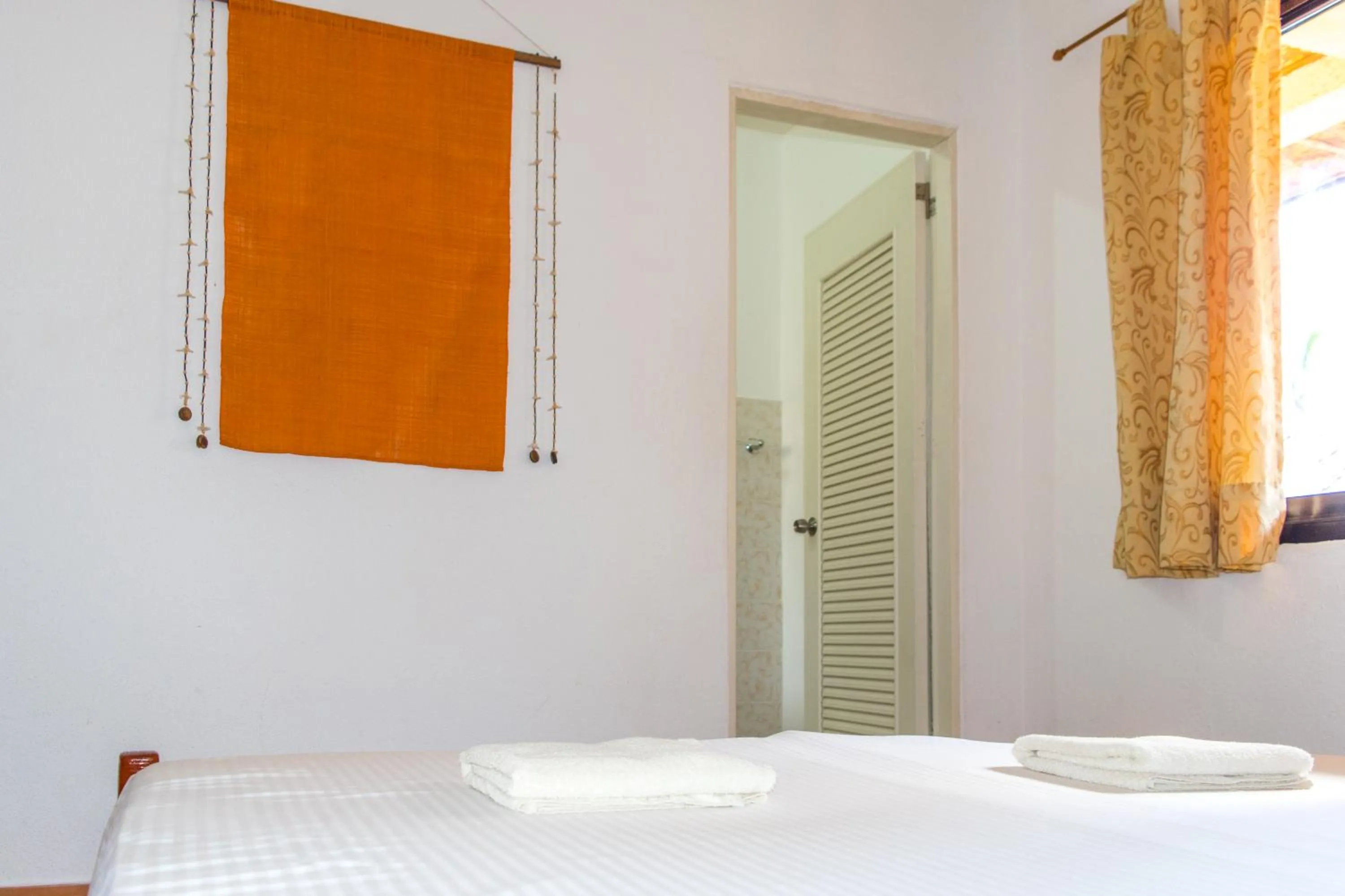 Photo of the whole room, Bed in Alona Vida Beach Resort