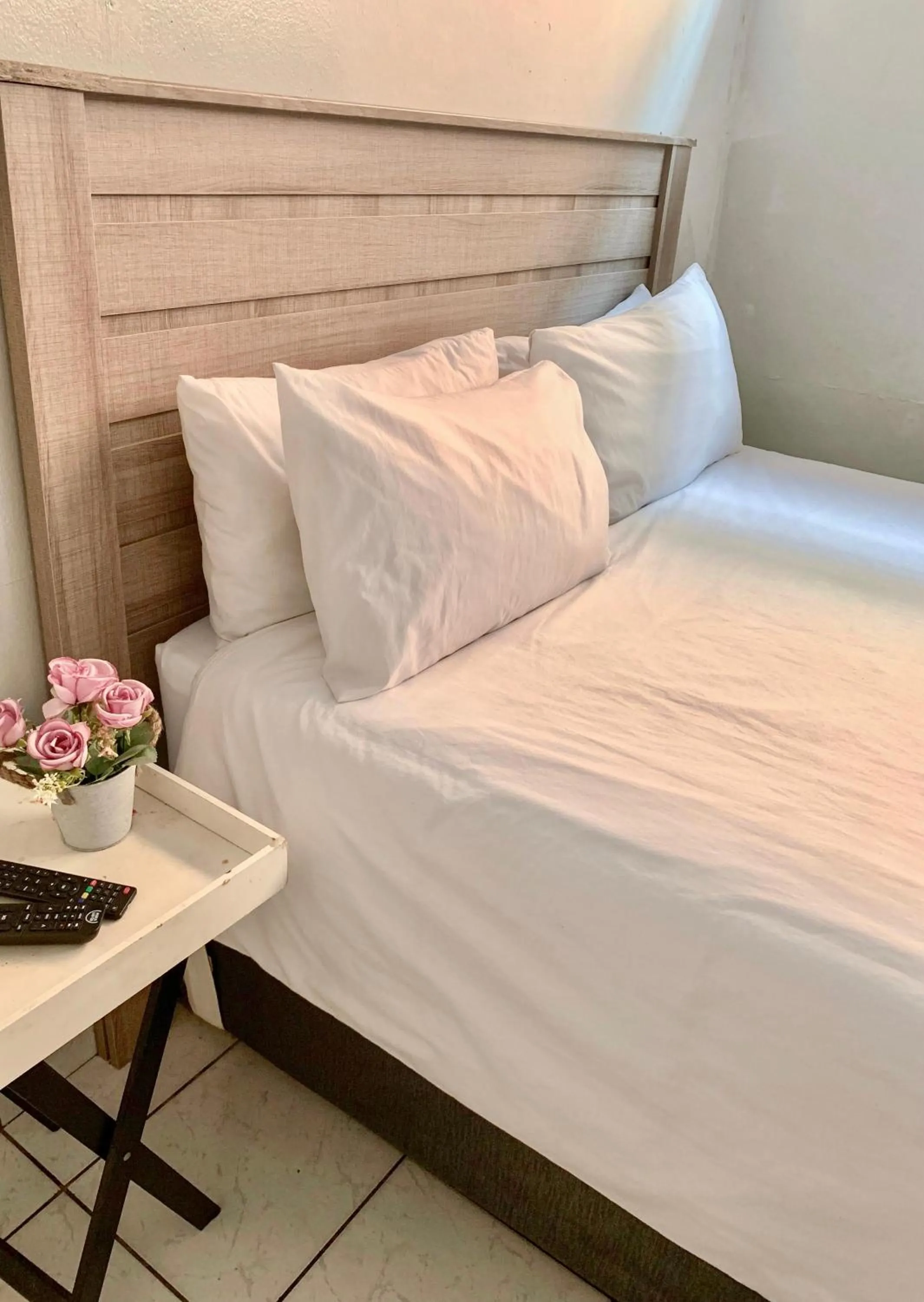 Bed in The Eden Lodge Verulam