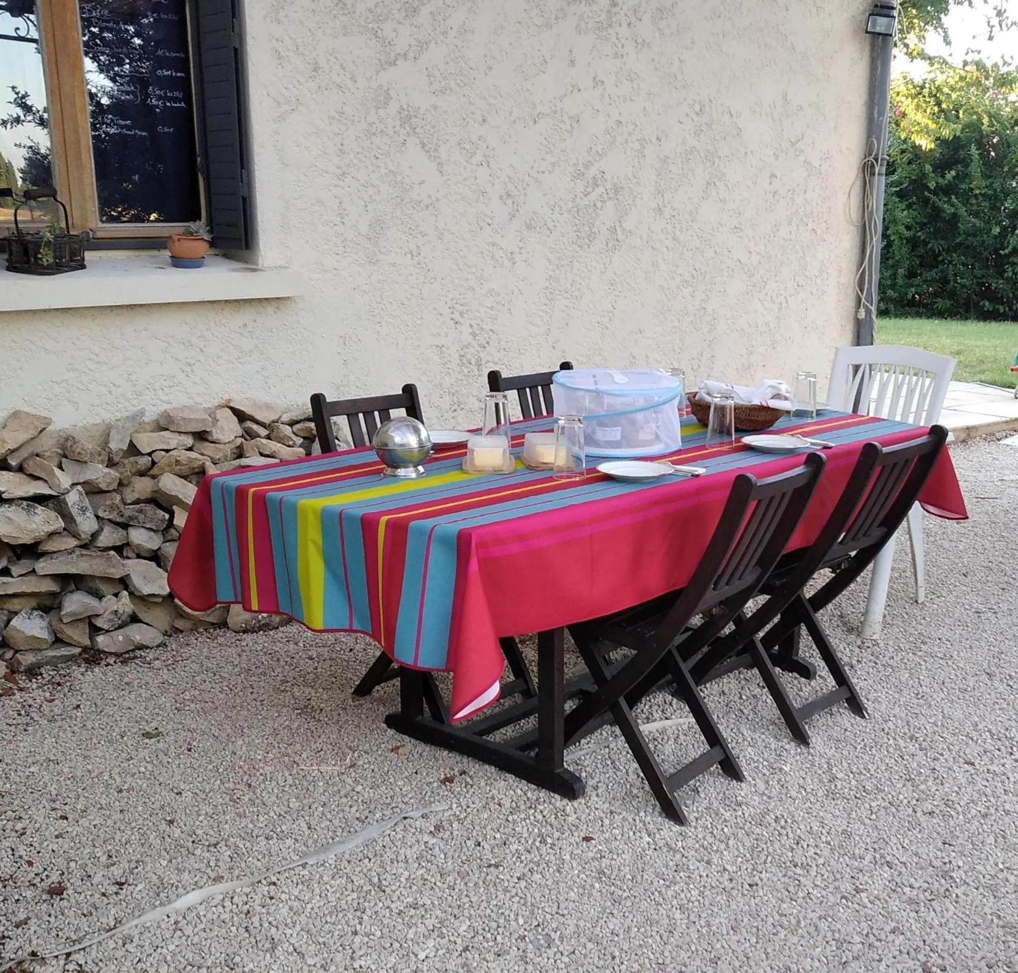 Restaurant/places to eat in L'Esperluette en Camargue