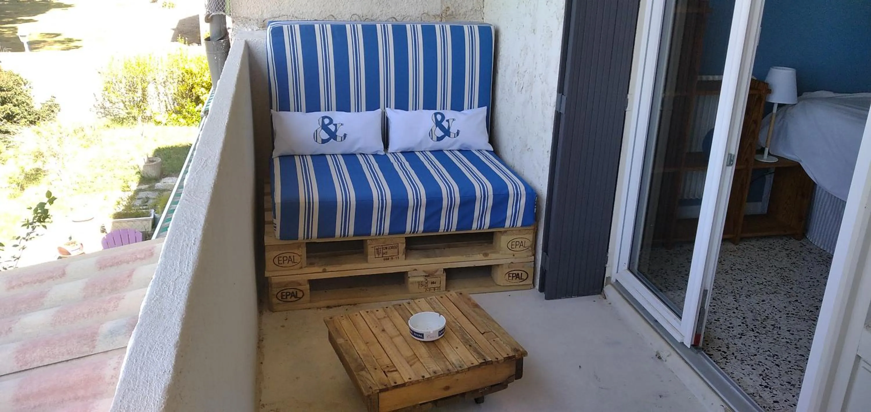 Balcony/Terrace in L'Esperluette en Camargue