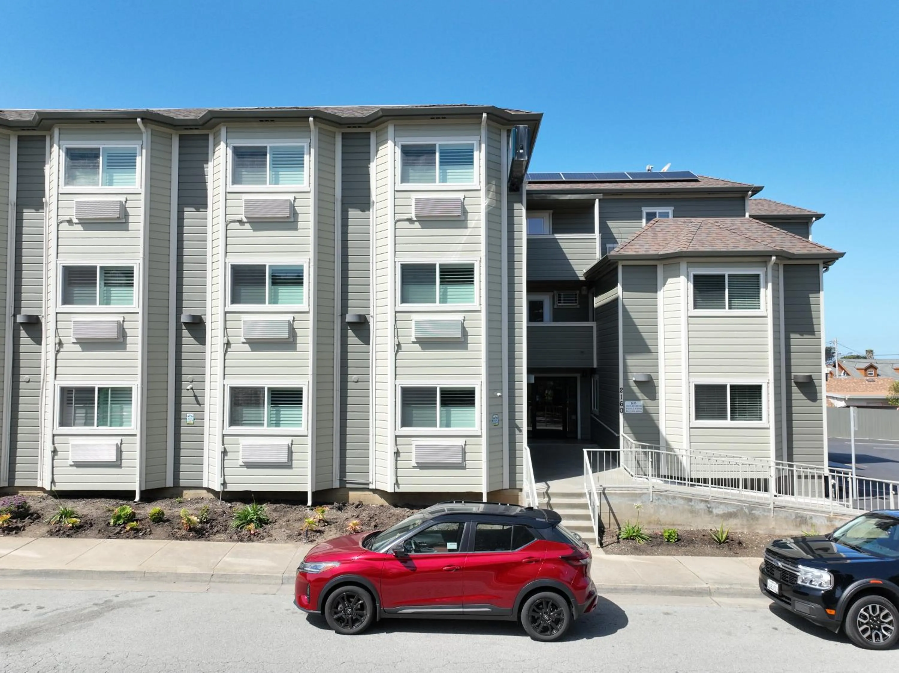 Property building in PACIFIC DRIFT San Francisco Pacifica