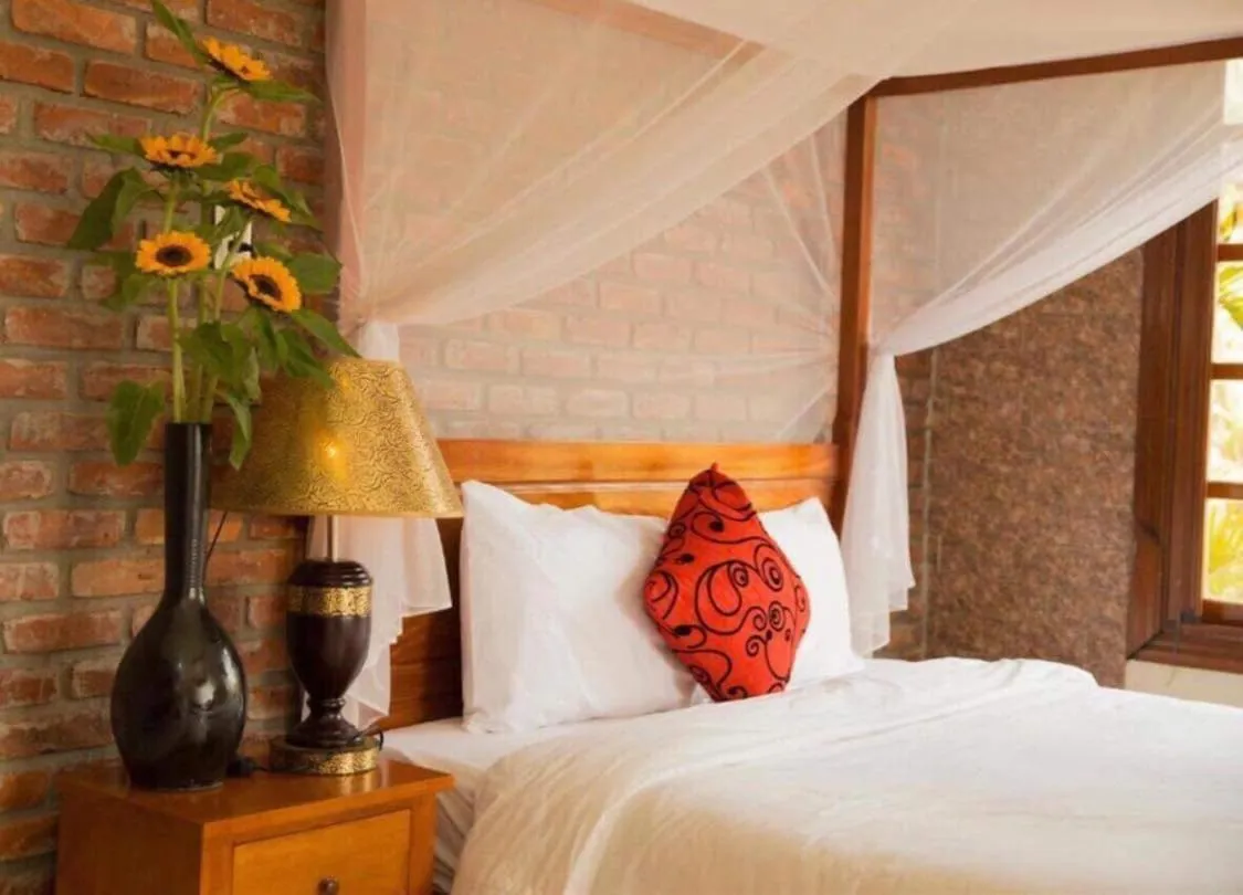 Bed in Phong Nha Lake House Resort