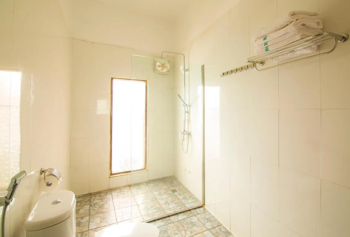 Phong Nha Lake House Resort