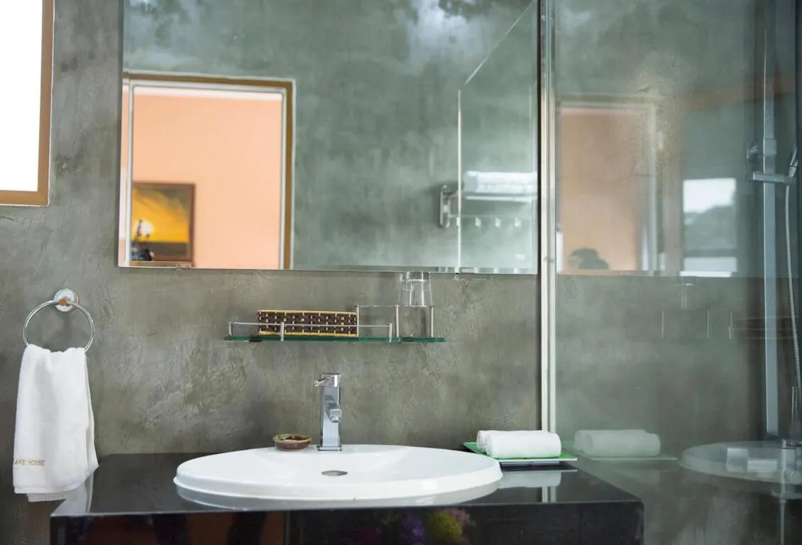 Phong Nha Lake House Resort