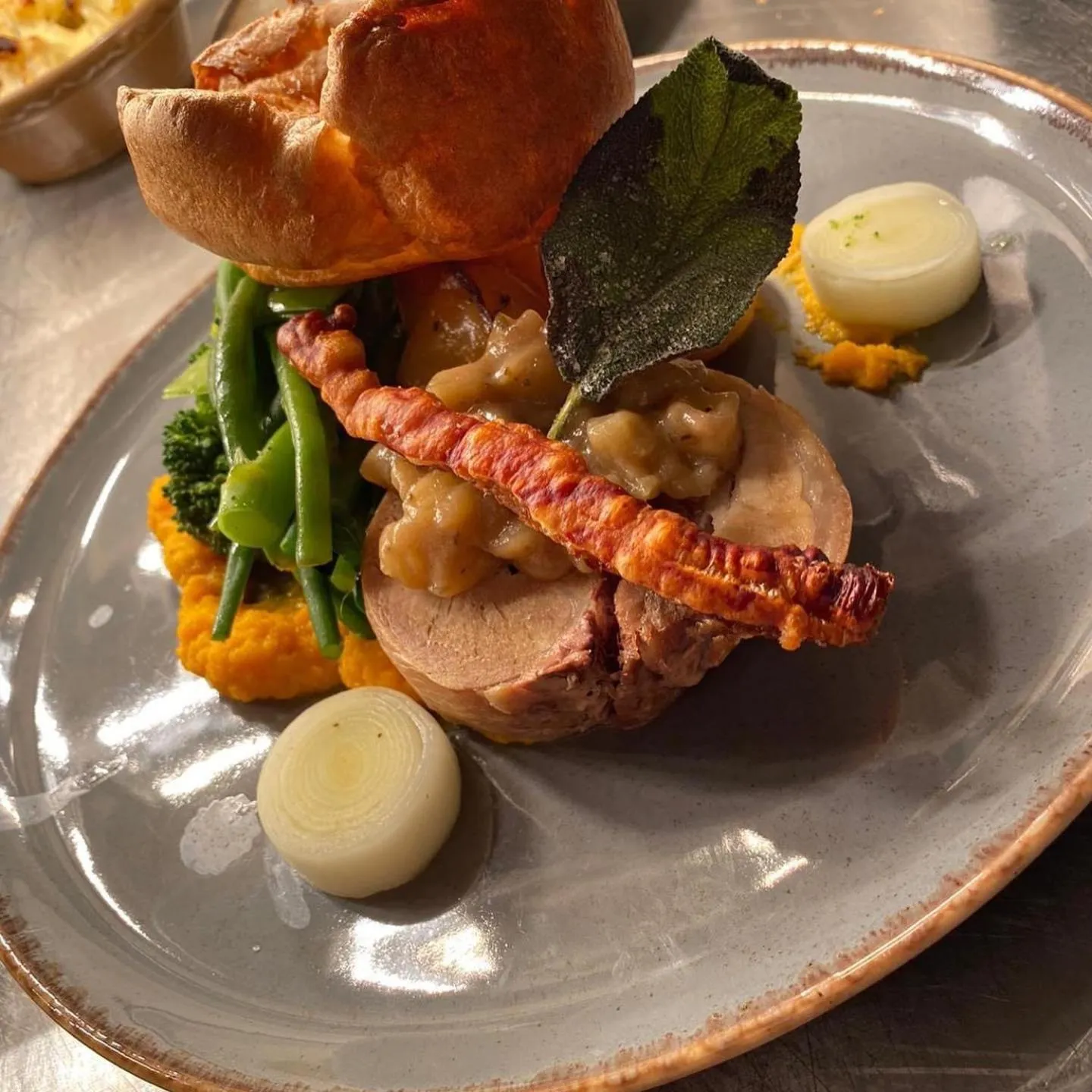 Restaurant/places to eat in Crosskeys Inn Guest Rooms in Wye Valley