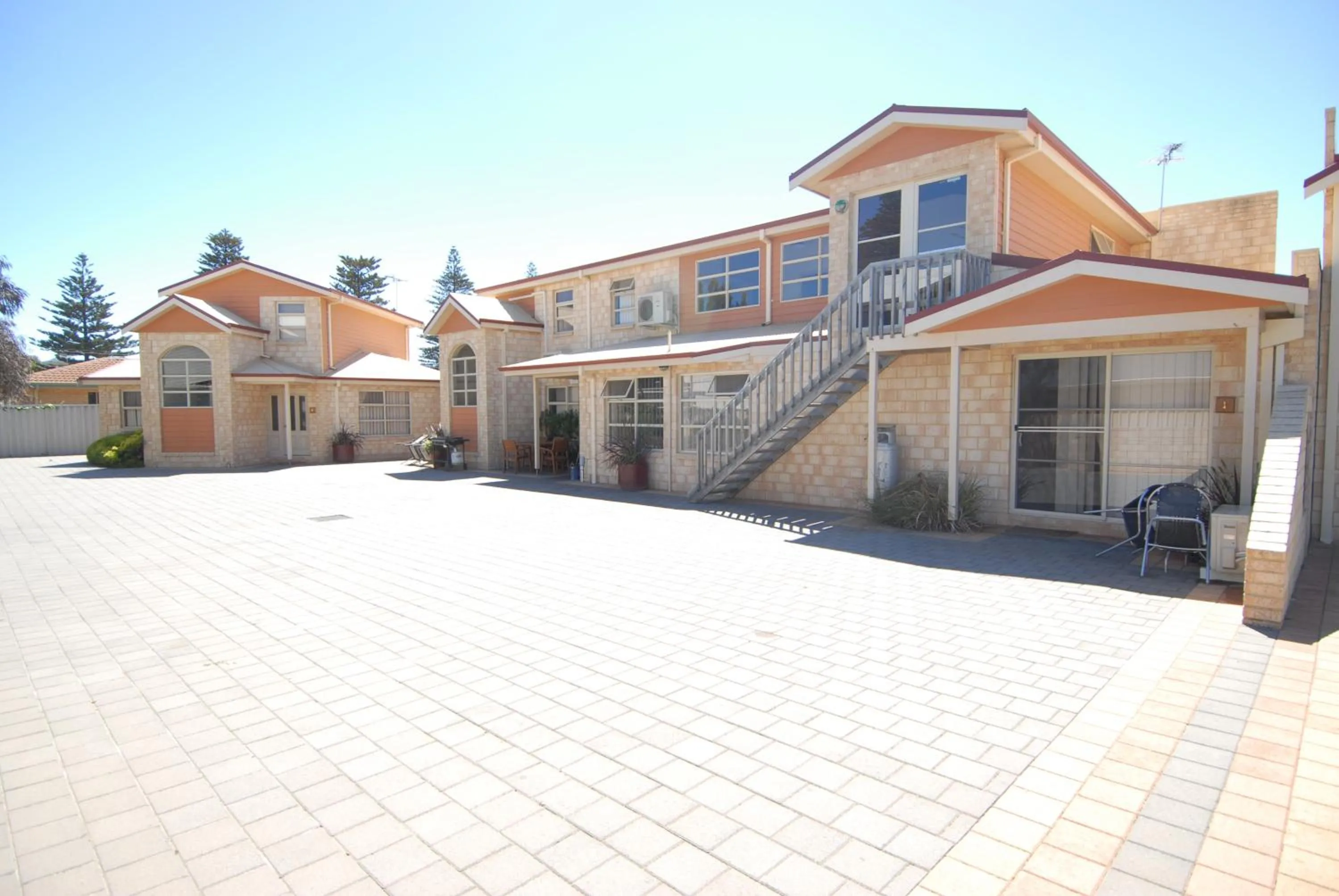 Property building in Esperance Foreshore Apartments