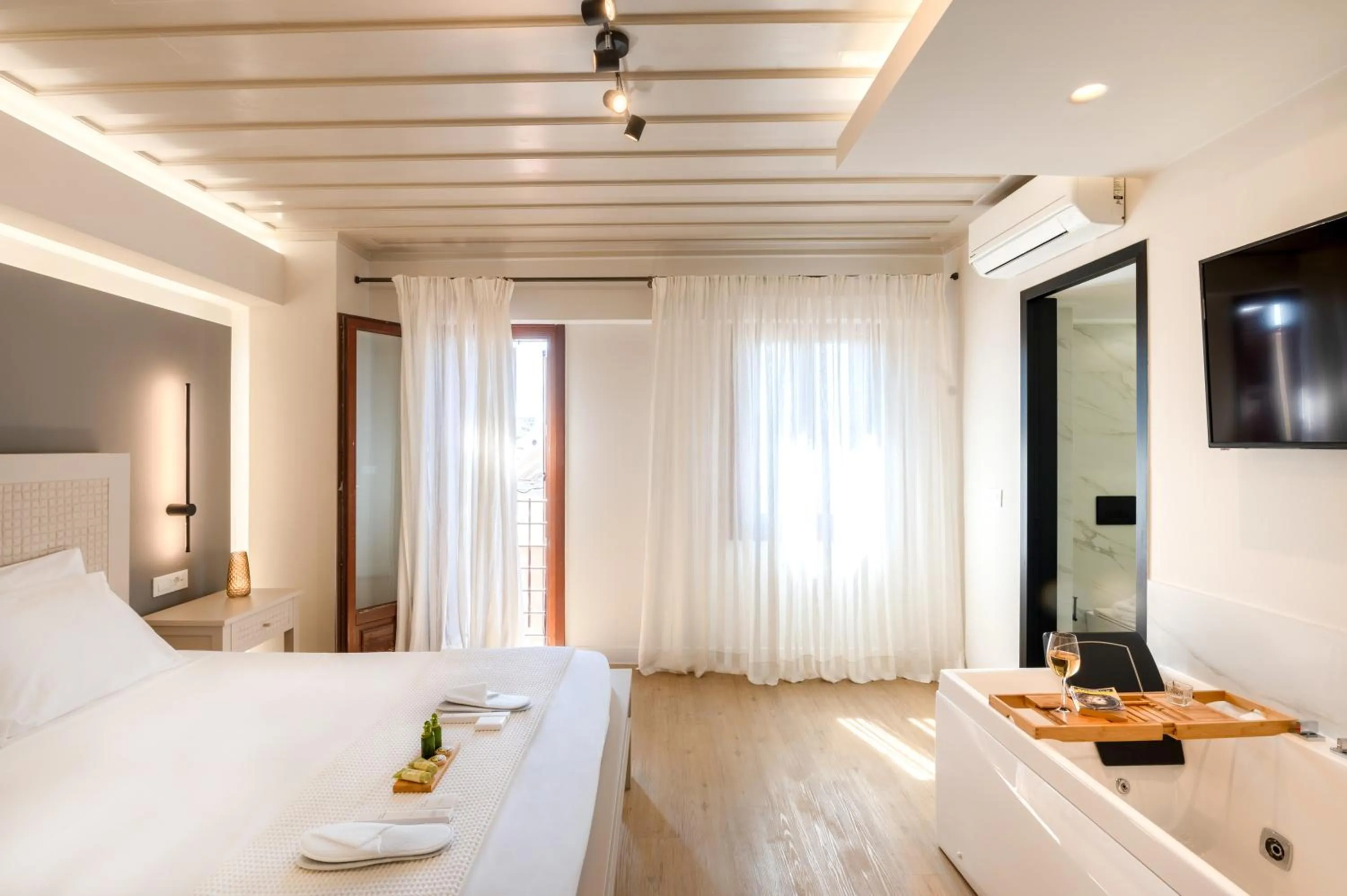 Bed in Hanim Boutique Hotel