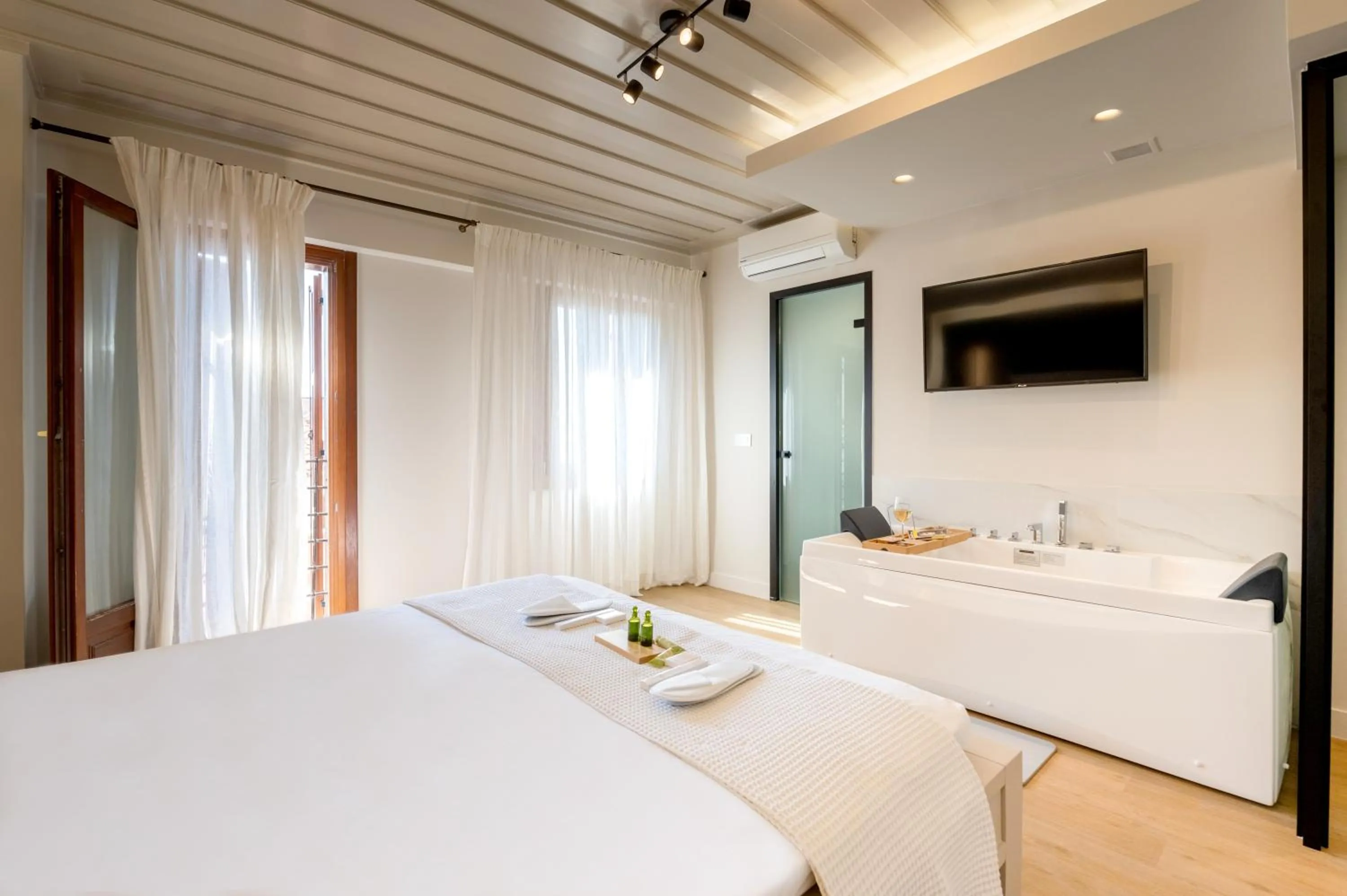 Bed in Hanim Boutique Hotel