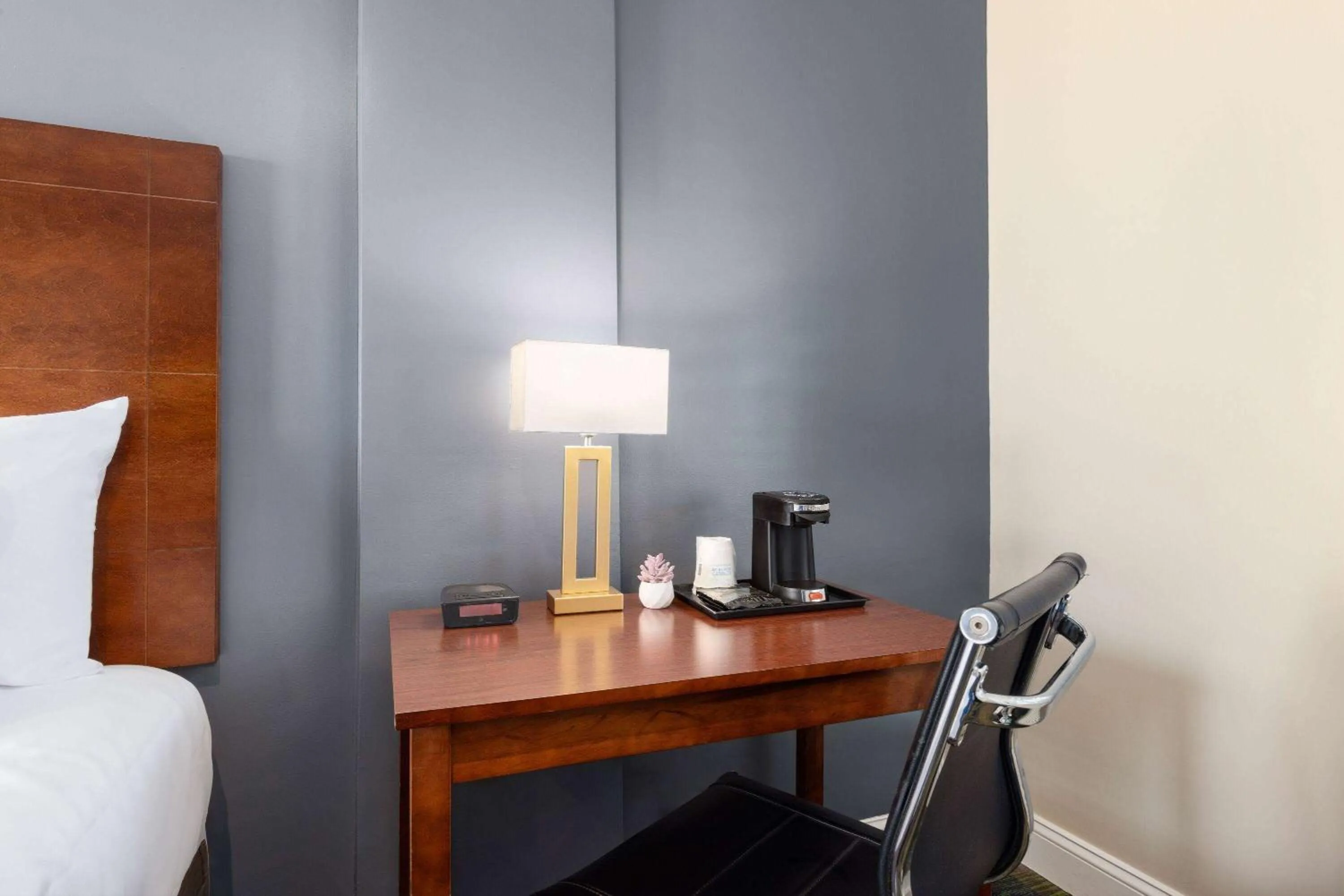 Photo of the whole room in Travelodge by Wyndham by Fisherman's Wharf