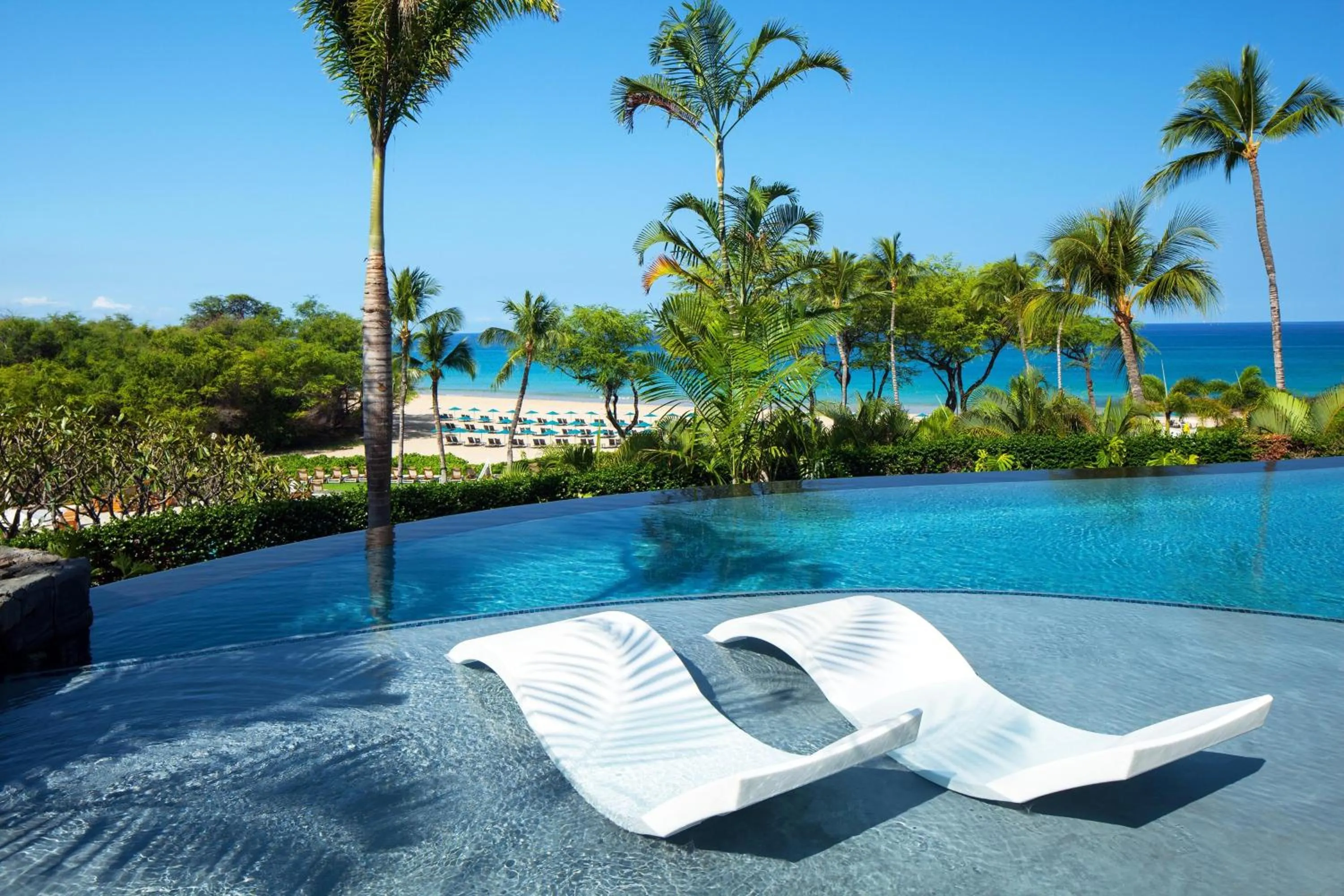 Swimming pool in The Westin Hapuna Beach Resort