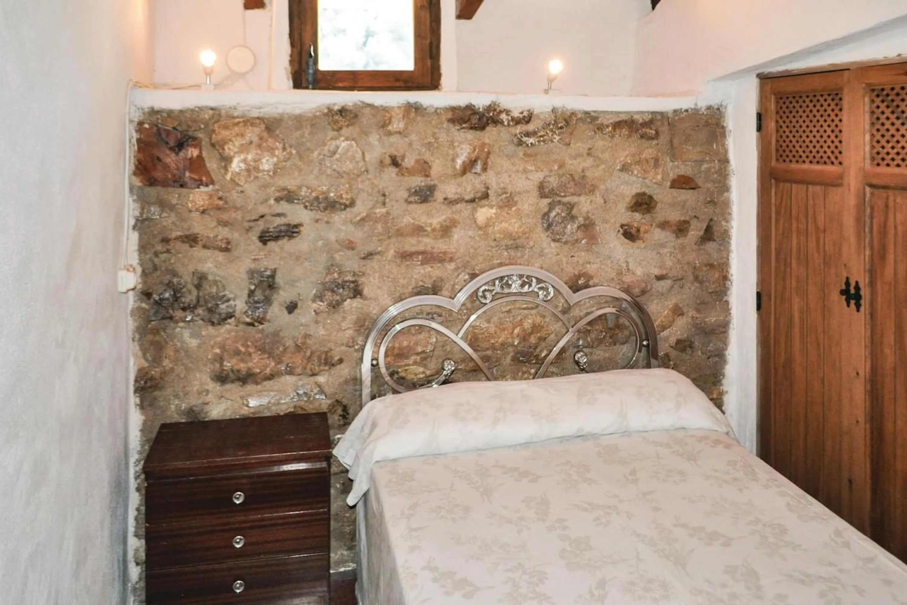 Photo of the whole room, Bed in Charming Villa in Montefrío with Private Pool