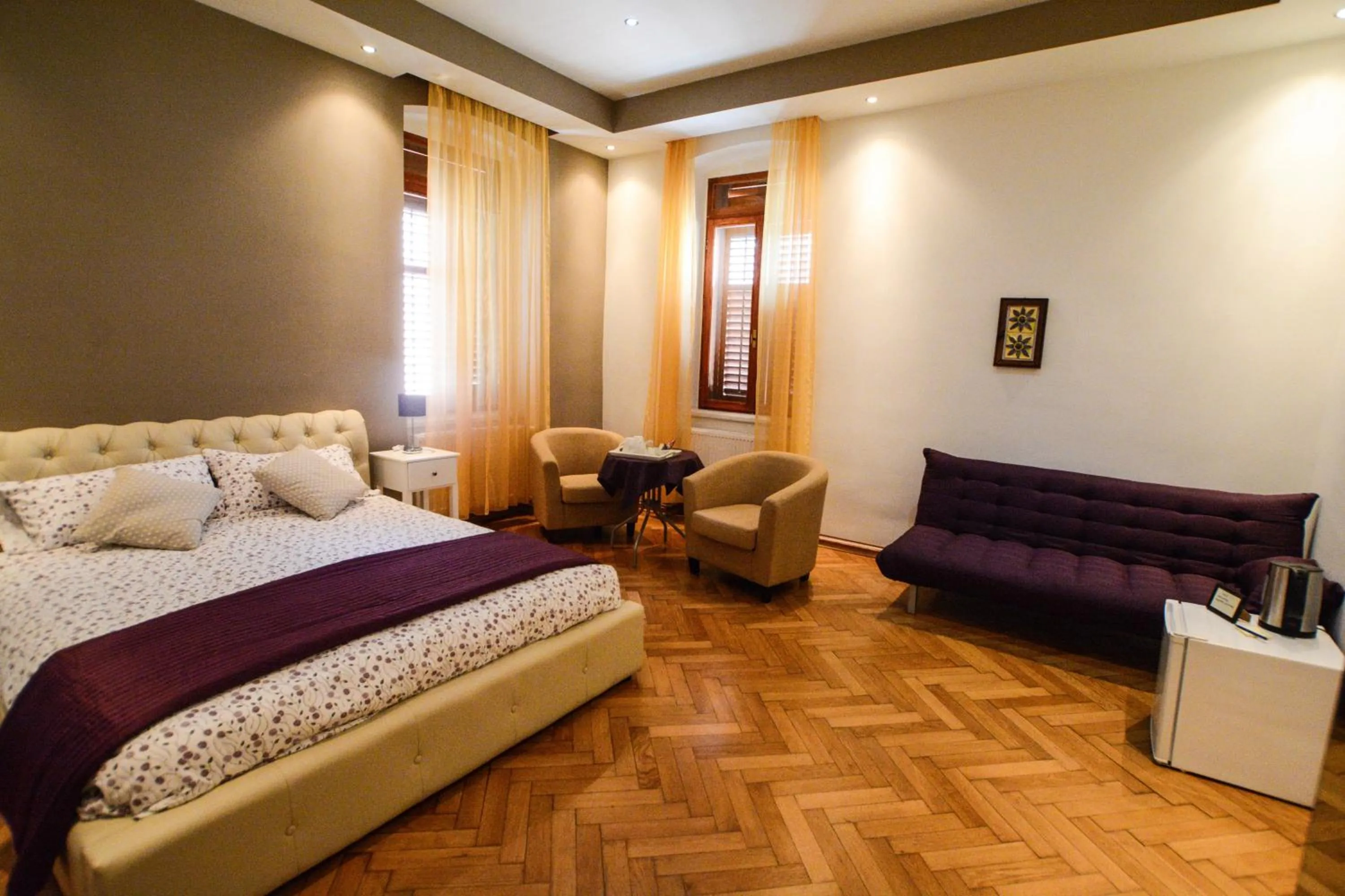 Bedroom, Bed in City Center Rooms