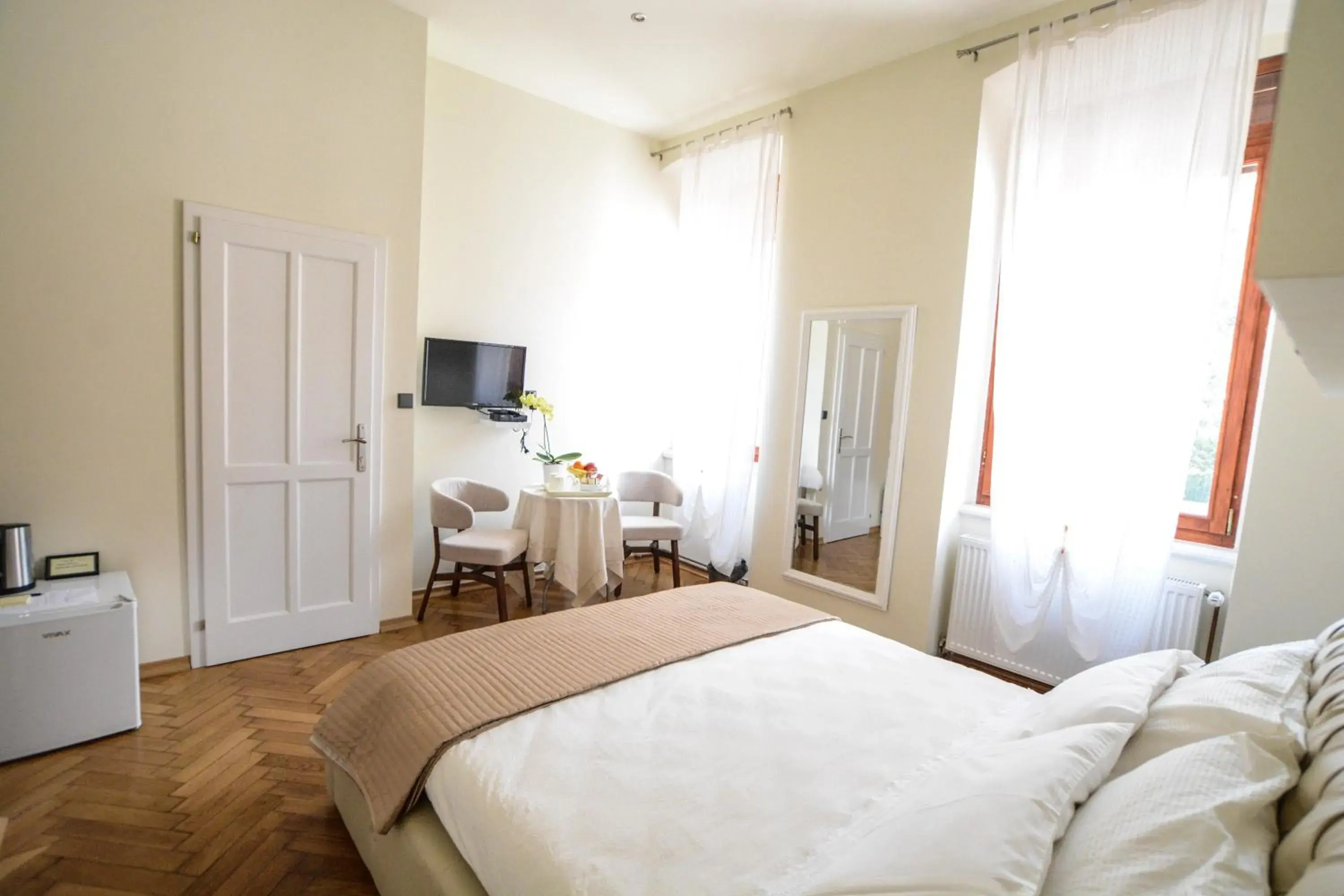 Double Room in City Center Rooms Double Room in City Center Rooms