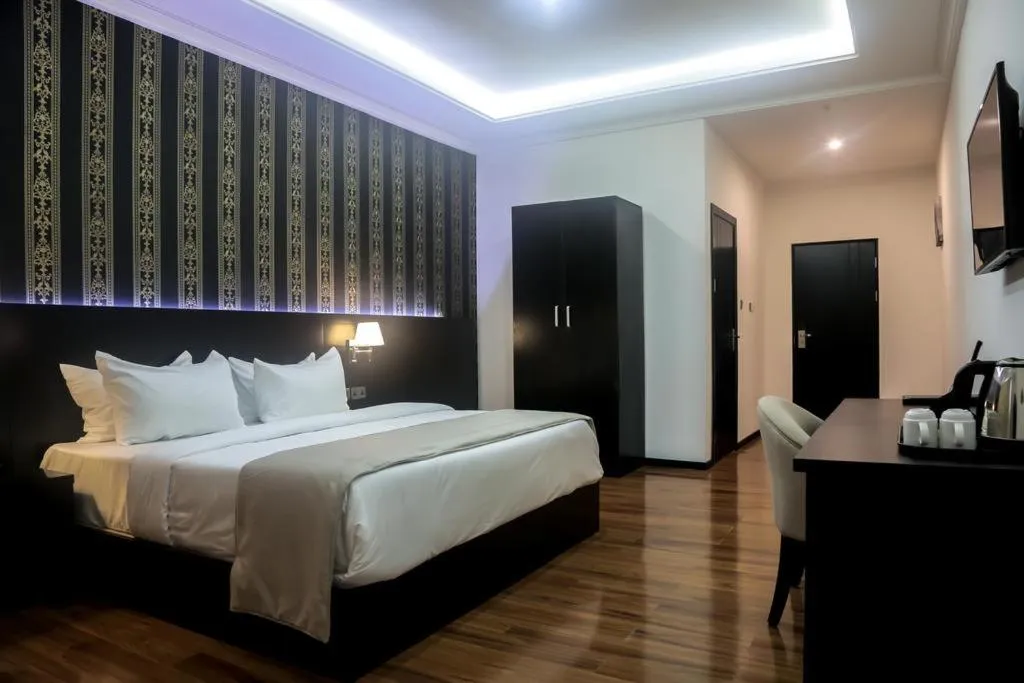 Photo of the whole room, Bed in BON Hotel Ikeja Residence