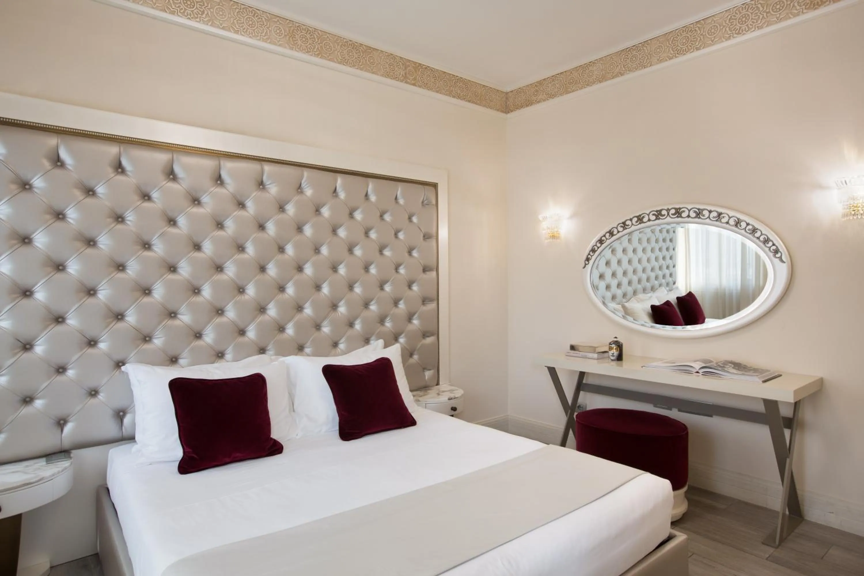 Bed in Suite Milano Duomo