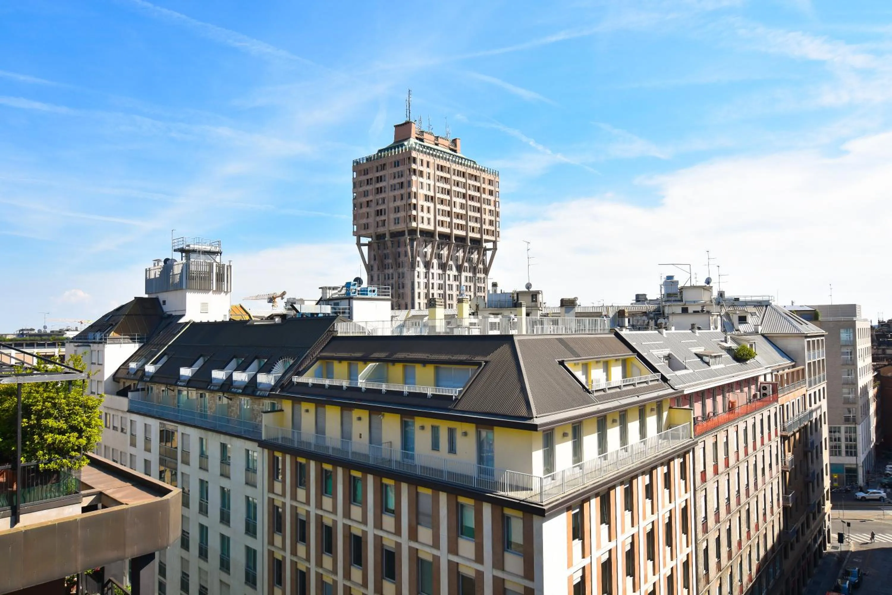 City view in Suite Milano Duomo