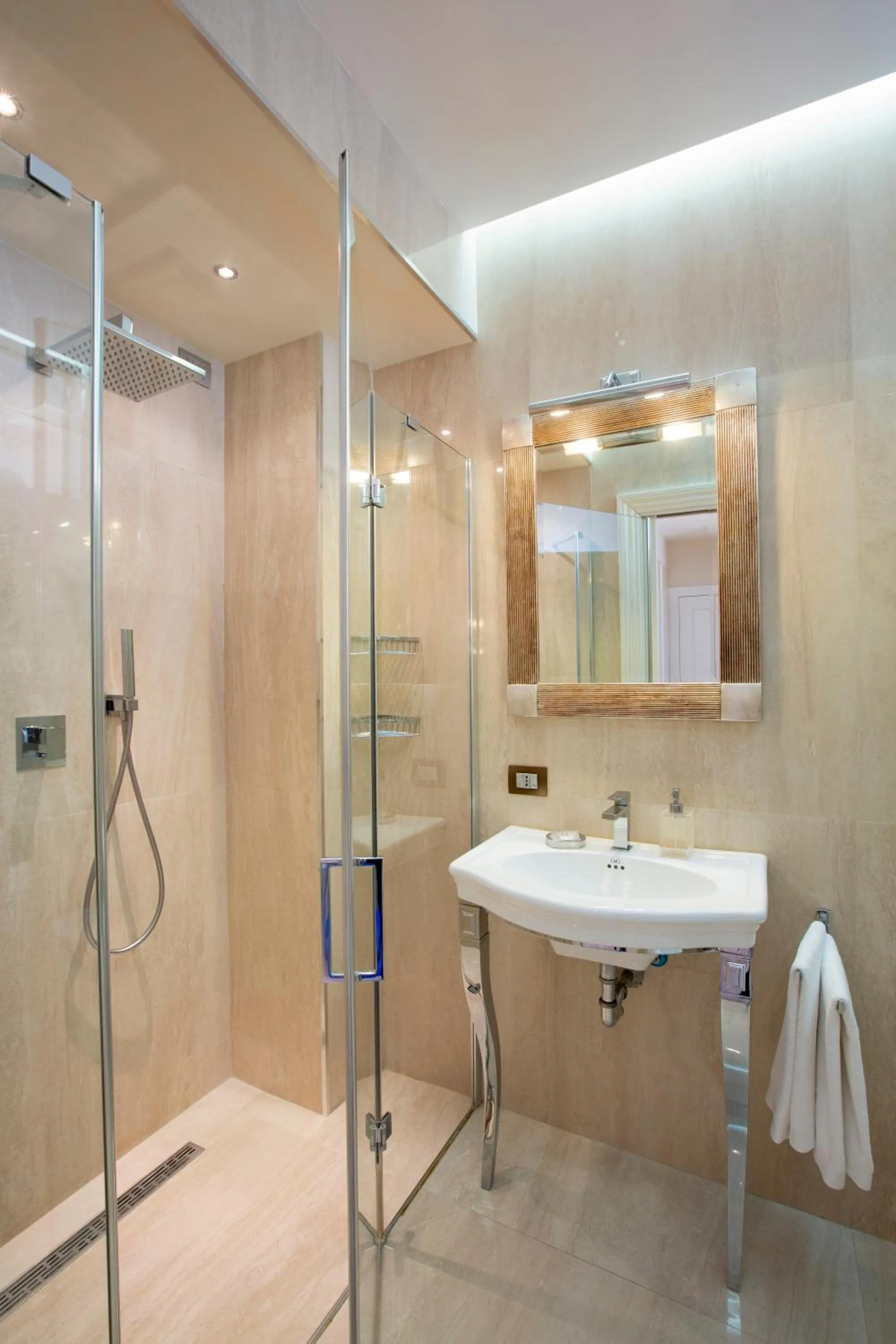 Bathroom in Suite Milano Duomo