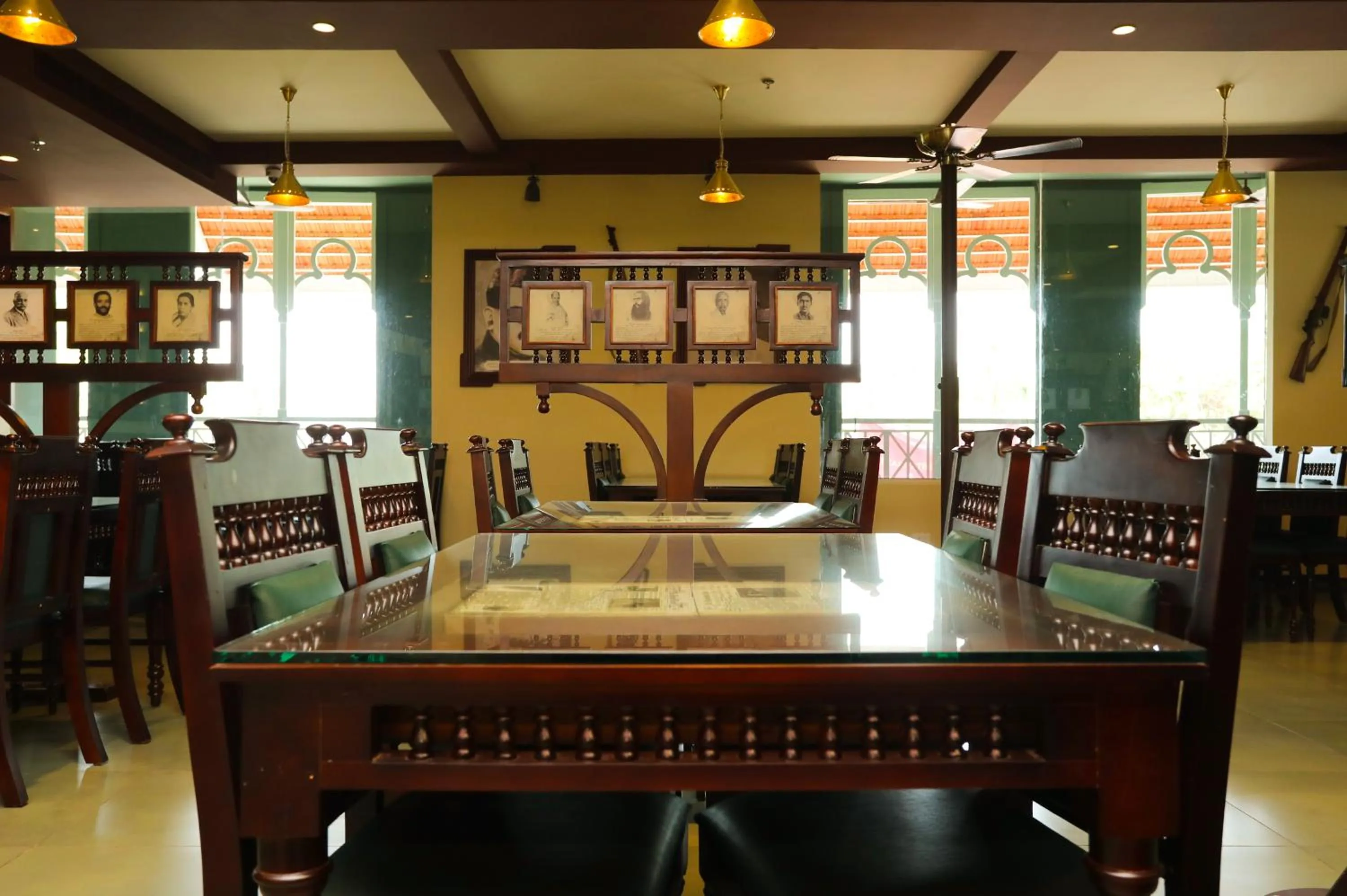 Restaurant/places to eat in The Times Hotel