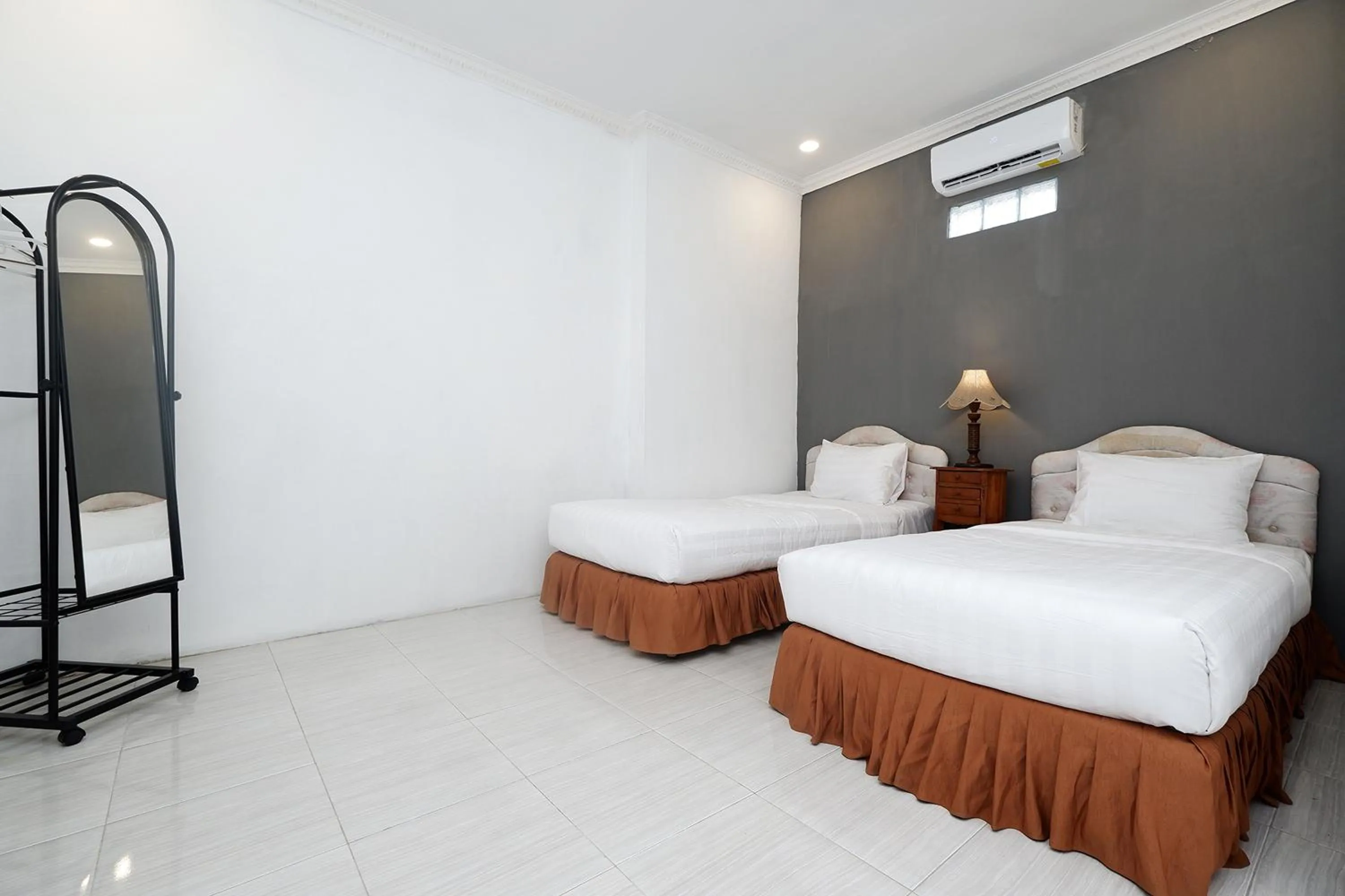 Bed in Perdana Kasih Hotel Klaten