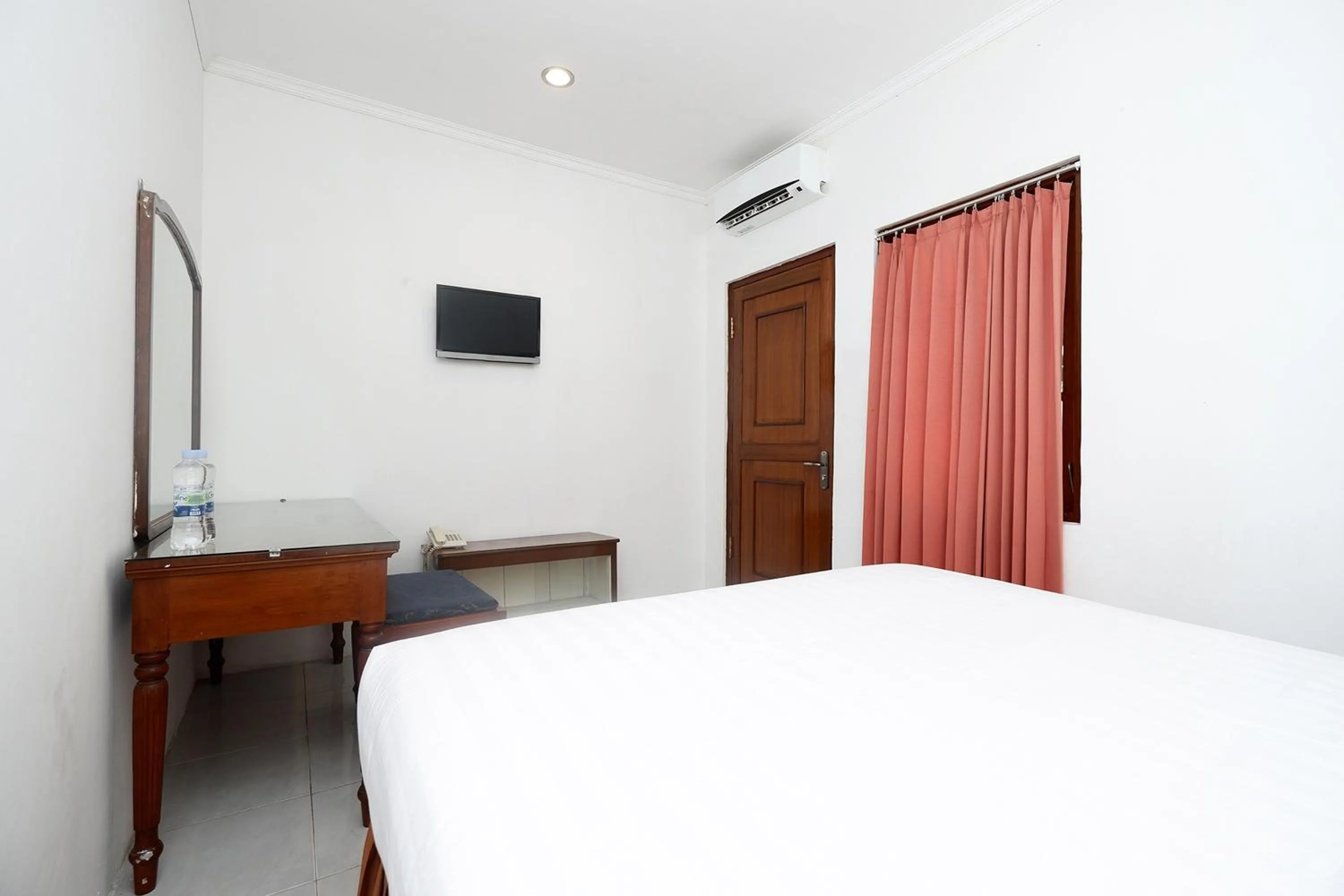 Bed in Perdana Kasih Hotel Klaten