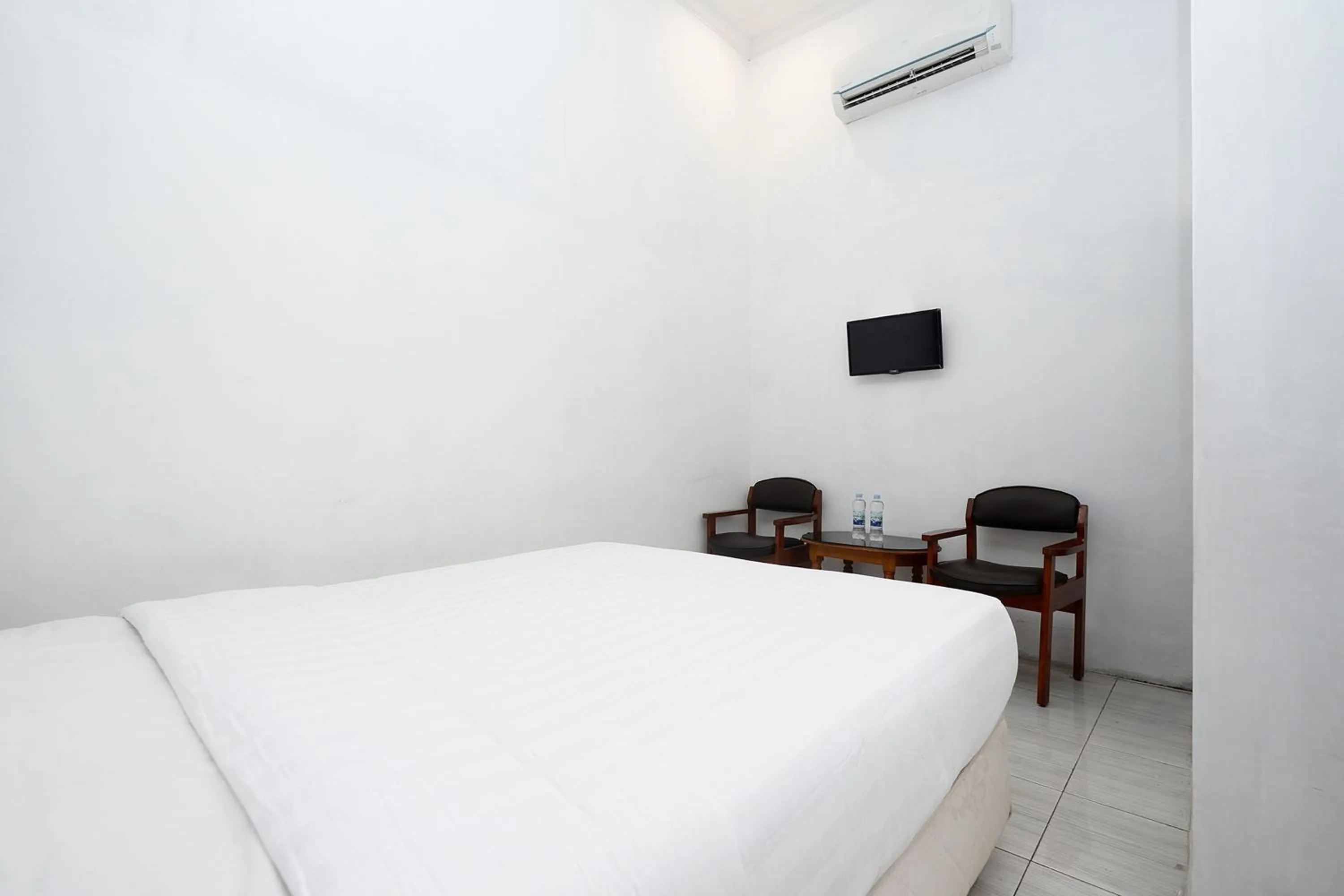 Bed in Perdana Kasih Hotel Klaten