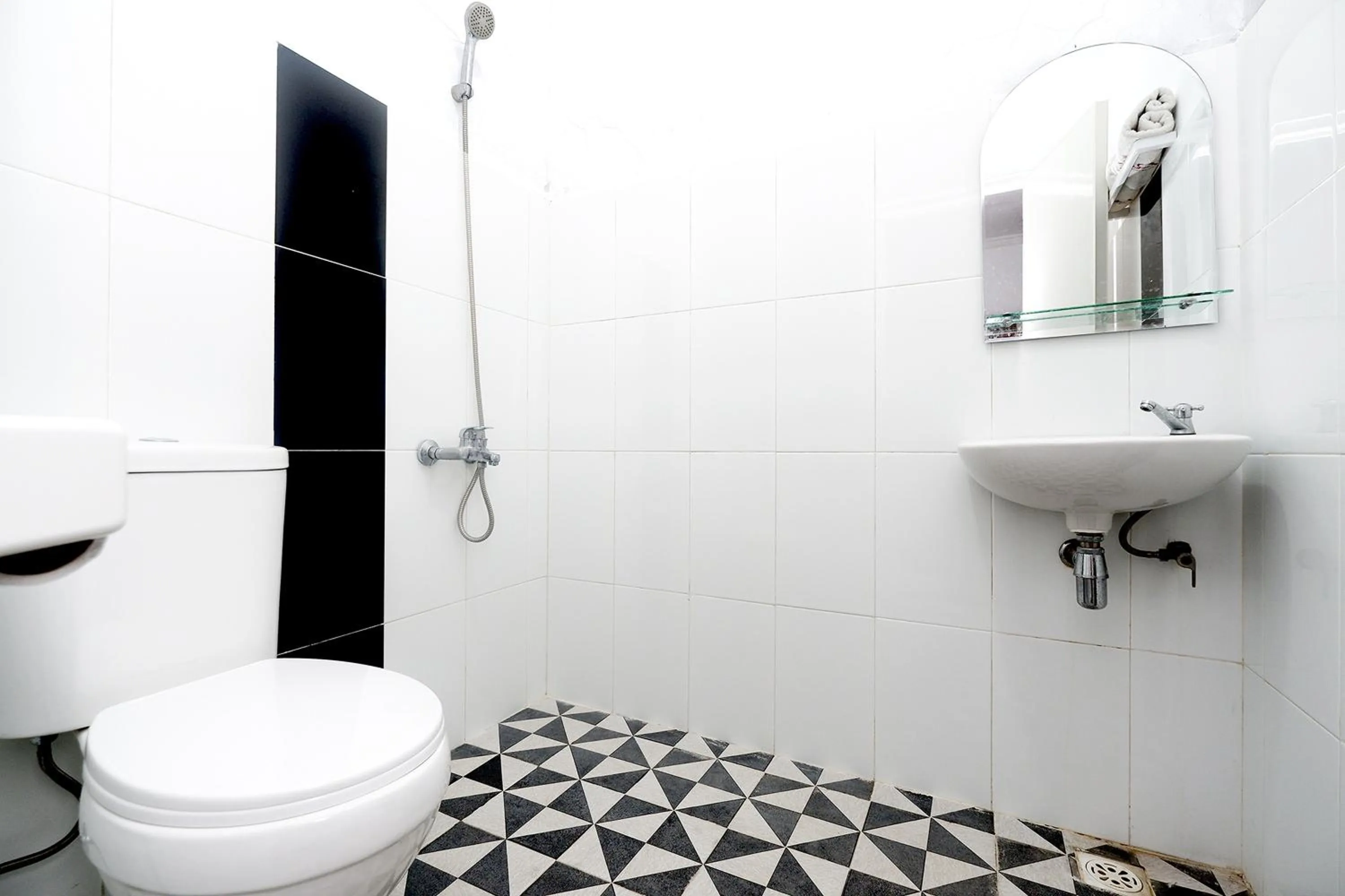 Bathroom in Perdana Kasih Hotel Klaten