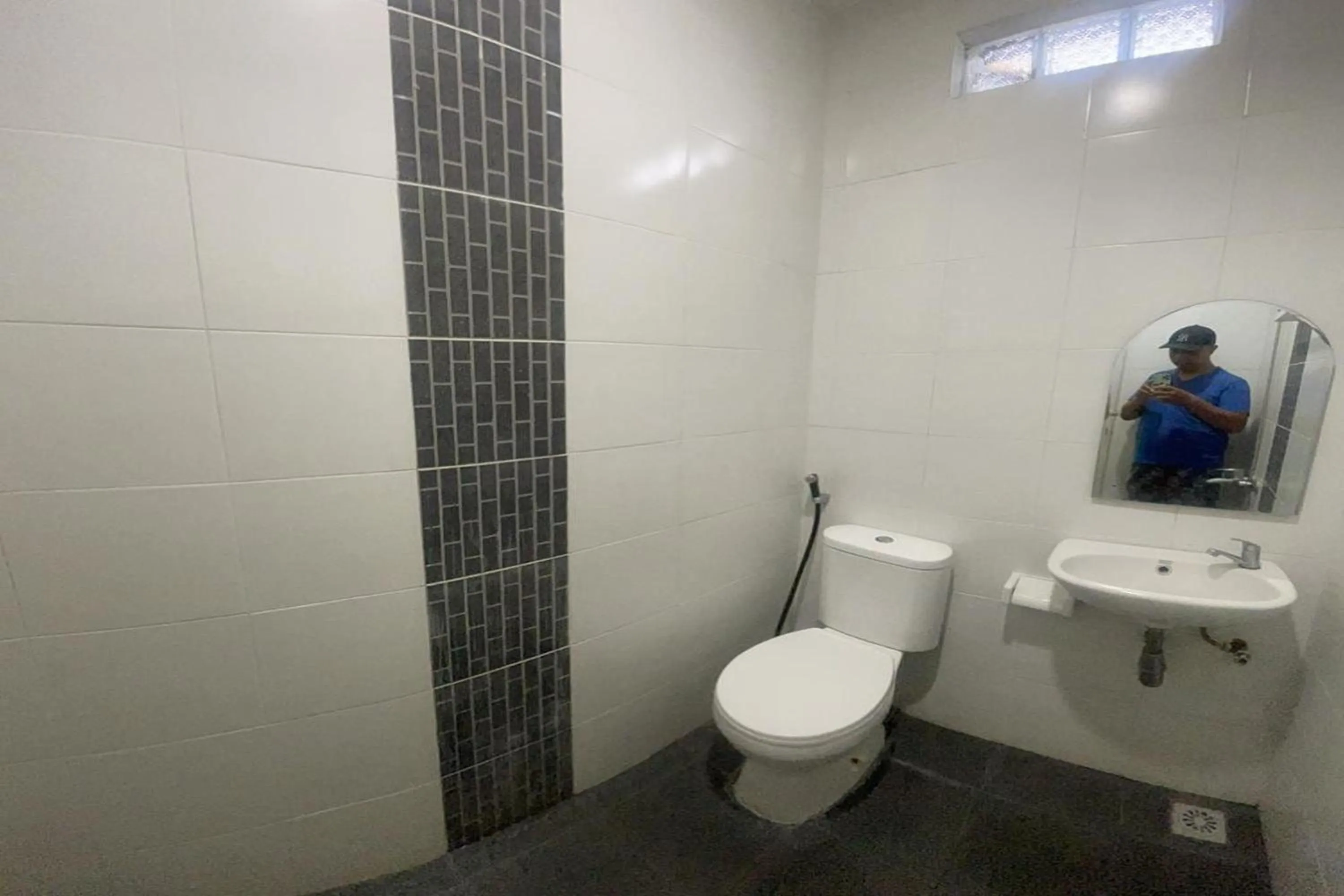 Toilet in Perdana Kasih Hotel Klaten