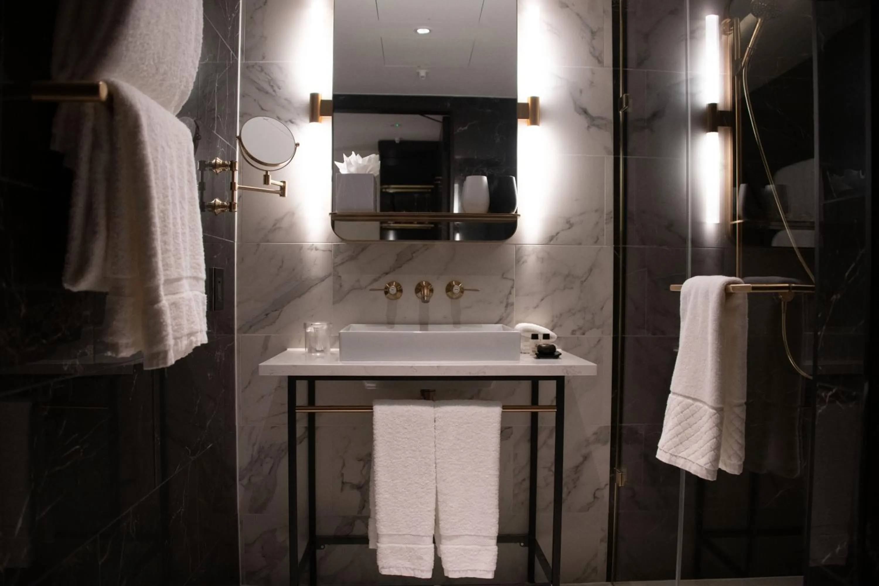 Bathroom in The Guardsman - Preferred Hotels and Resorts