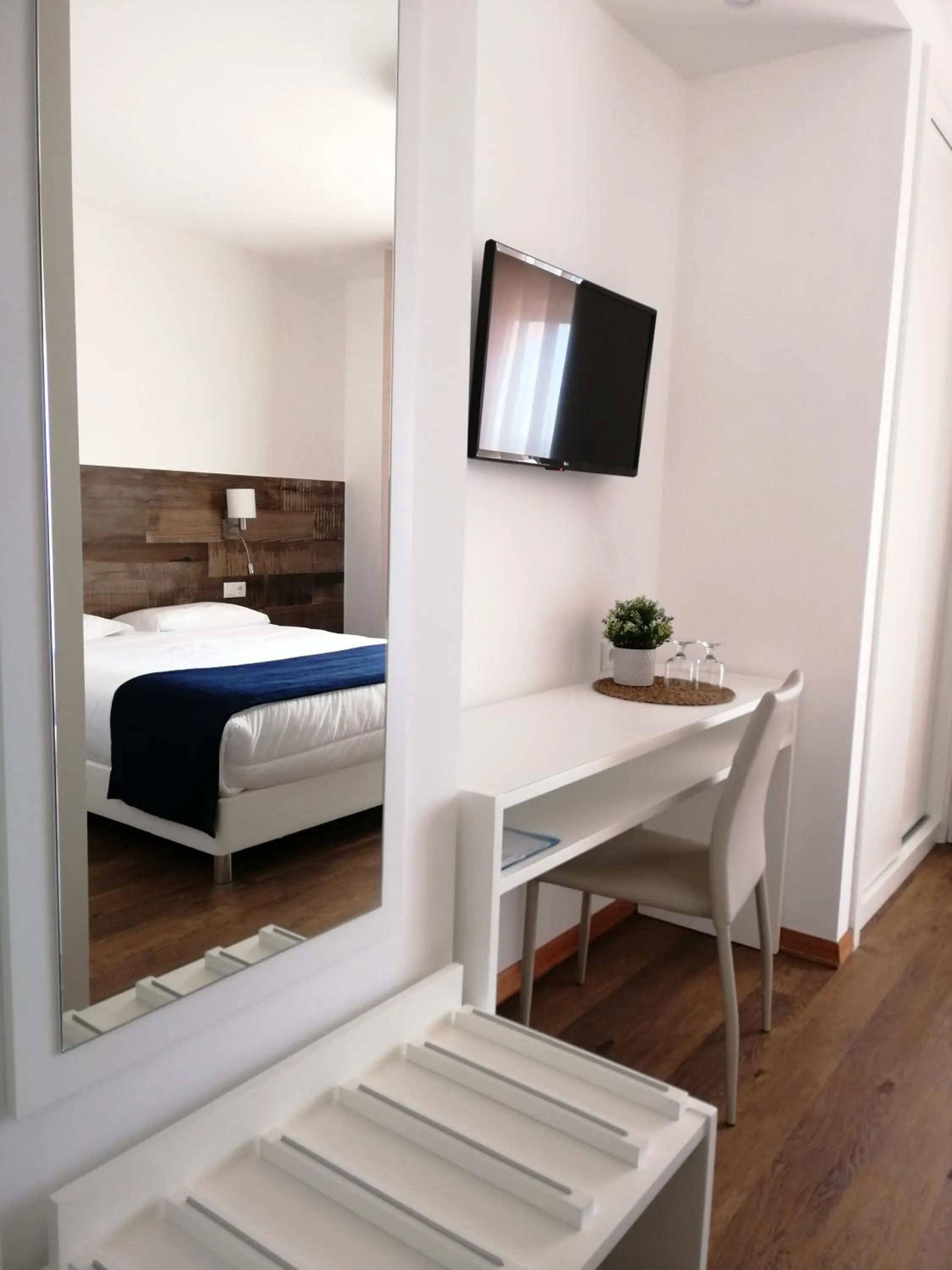 Bed in Hotel Veleiro