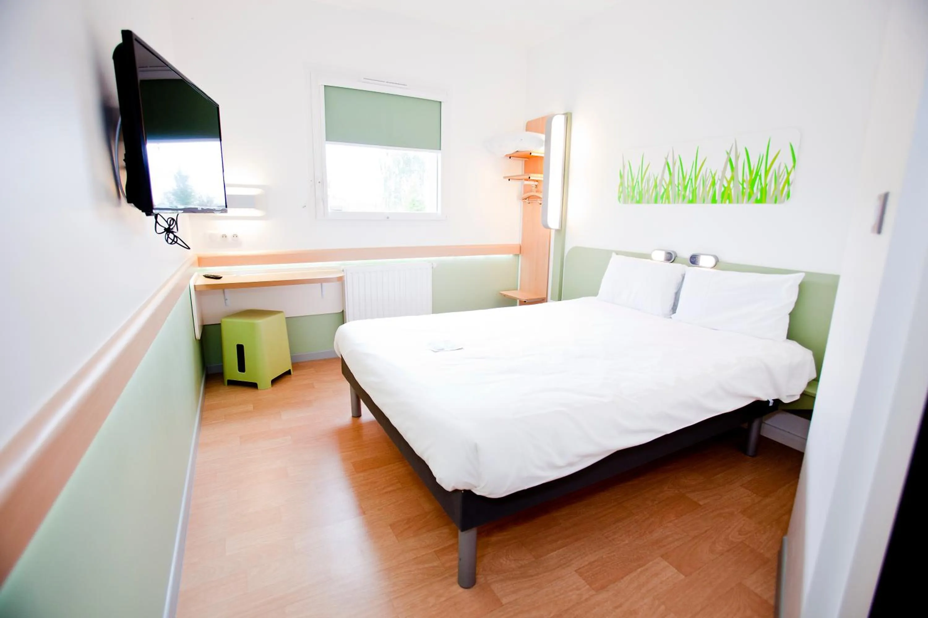 Day, Bed in Ibis Budget Sarrebourg Buhl