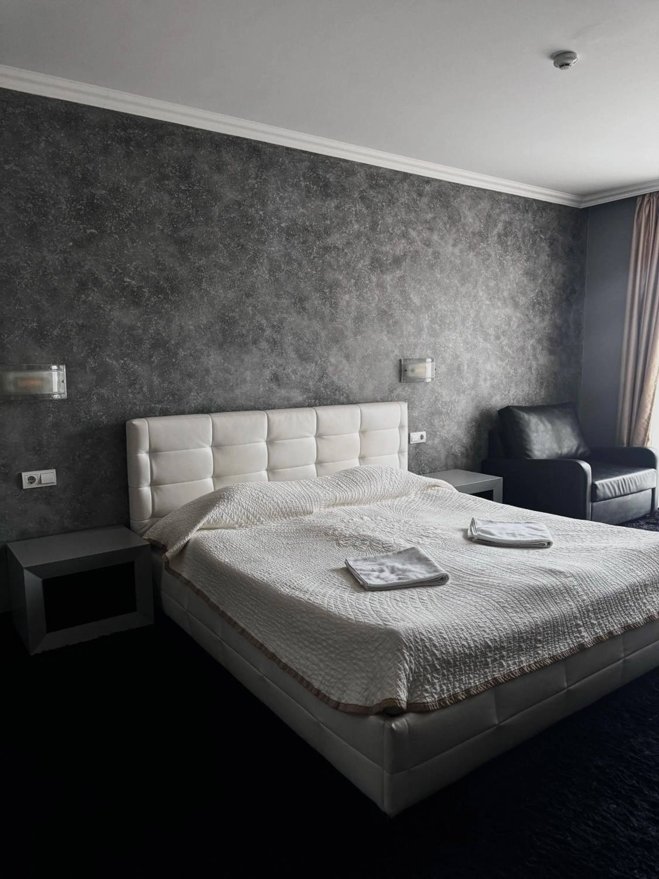 Bed in Agusta Hotel, Garden & SPA