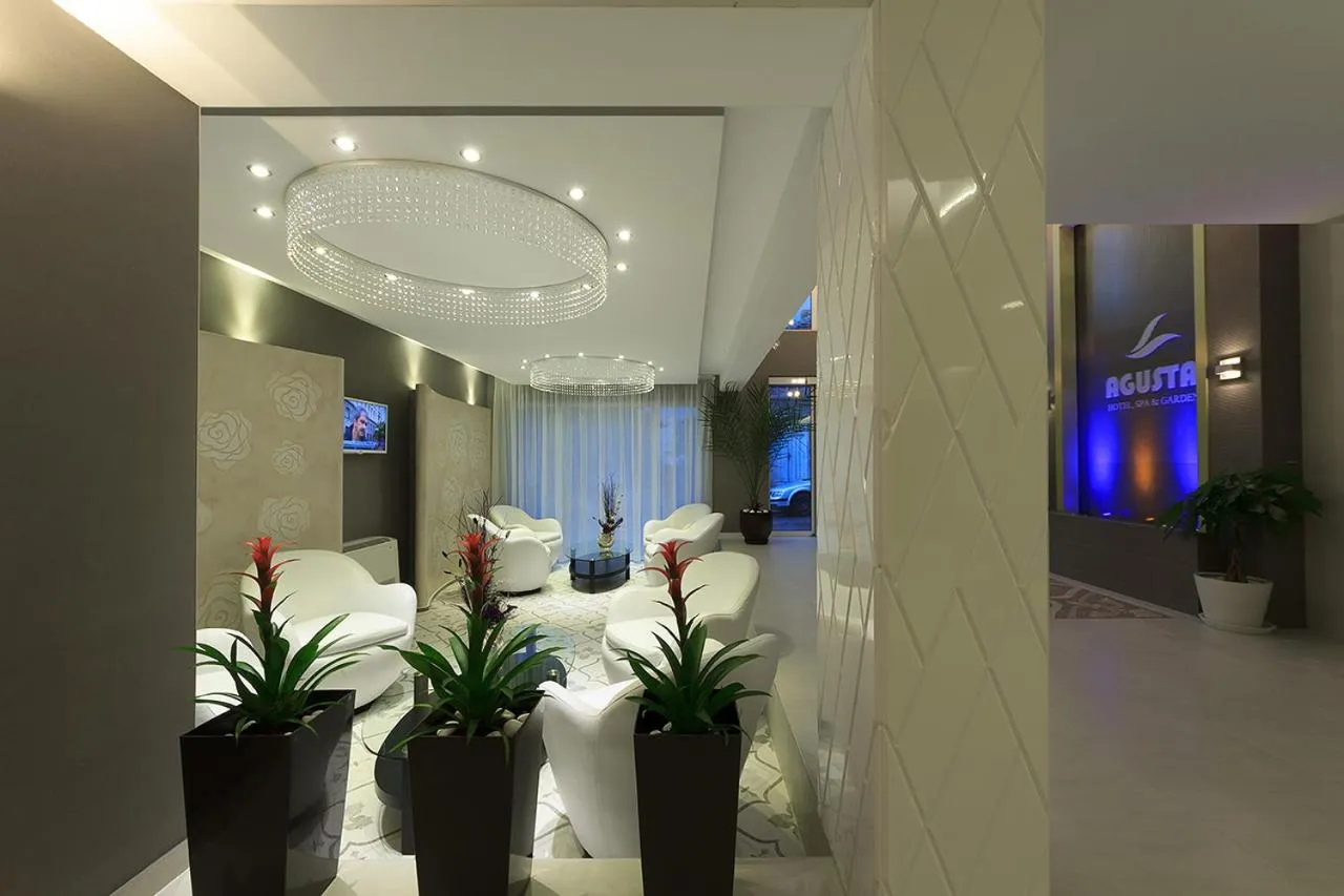 Lobby or reception in Agusta Hotel, Garden & SPA