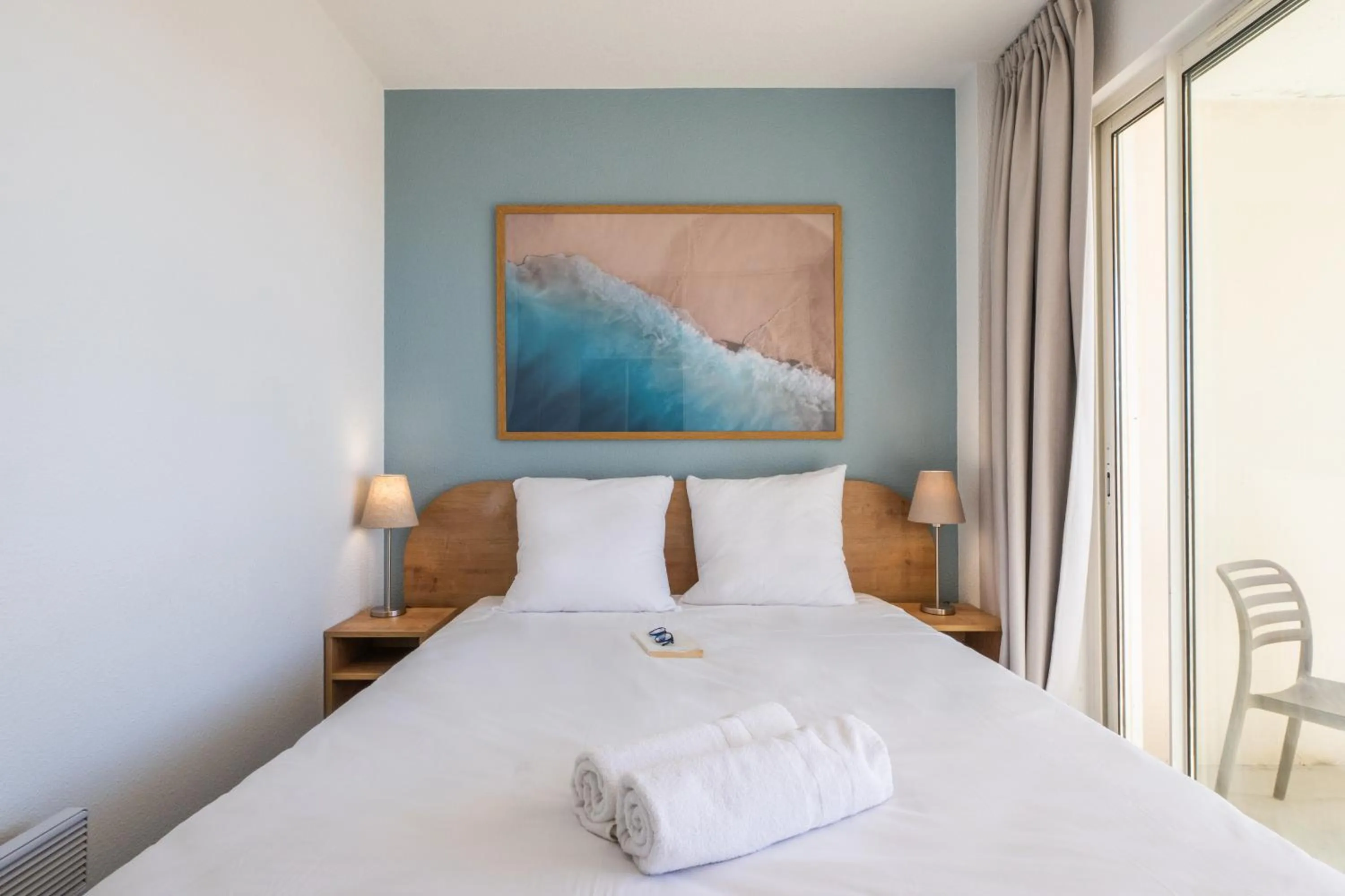 Bedroom, Bed in Résidence Odalys Les Terrasses de Fort Boyard