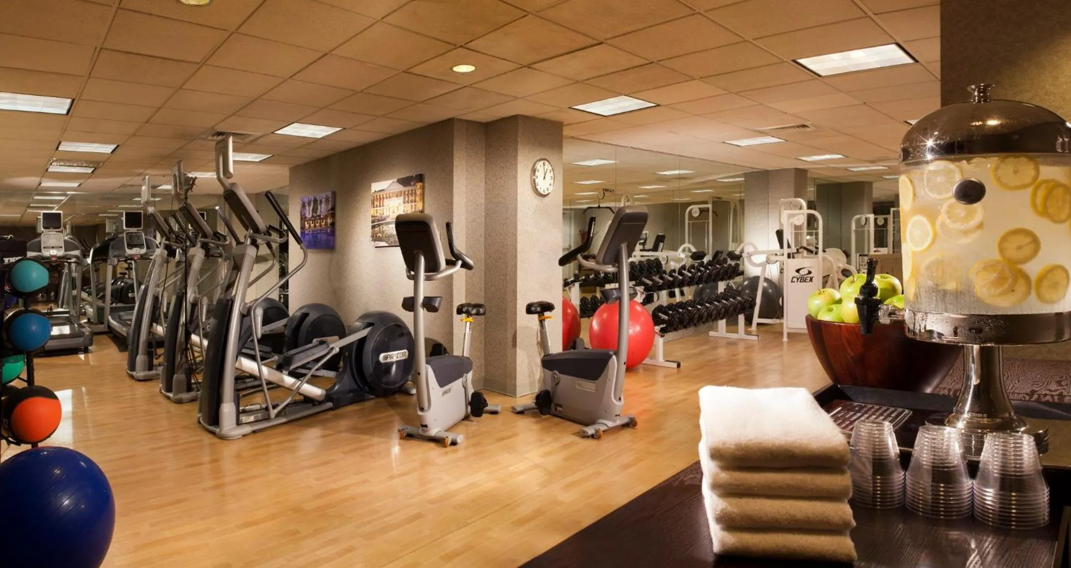 Fitness centre/facilities in Omni New Haven Hotel at Yale
