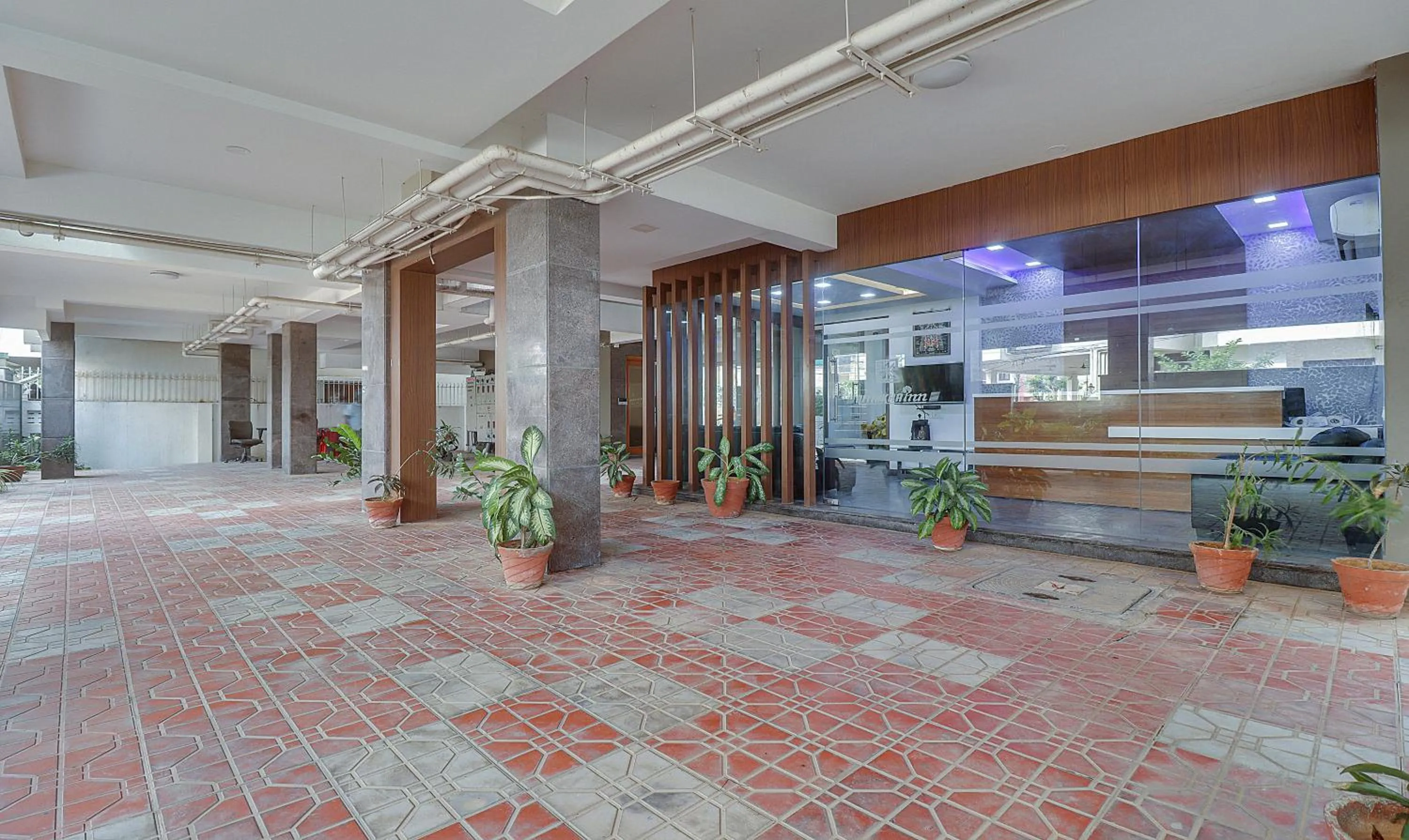 Parking in Treebo Rithikha Inn Elite Chennai Trade Centre