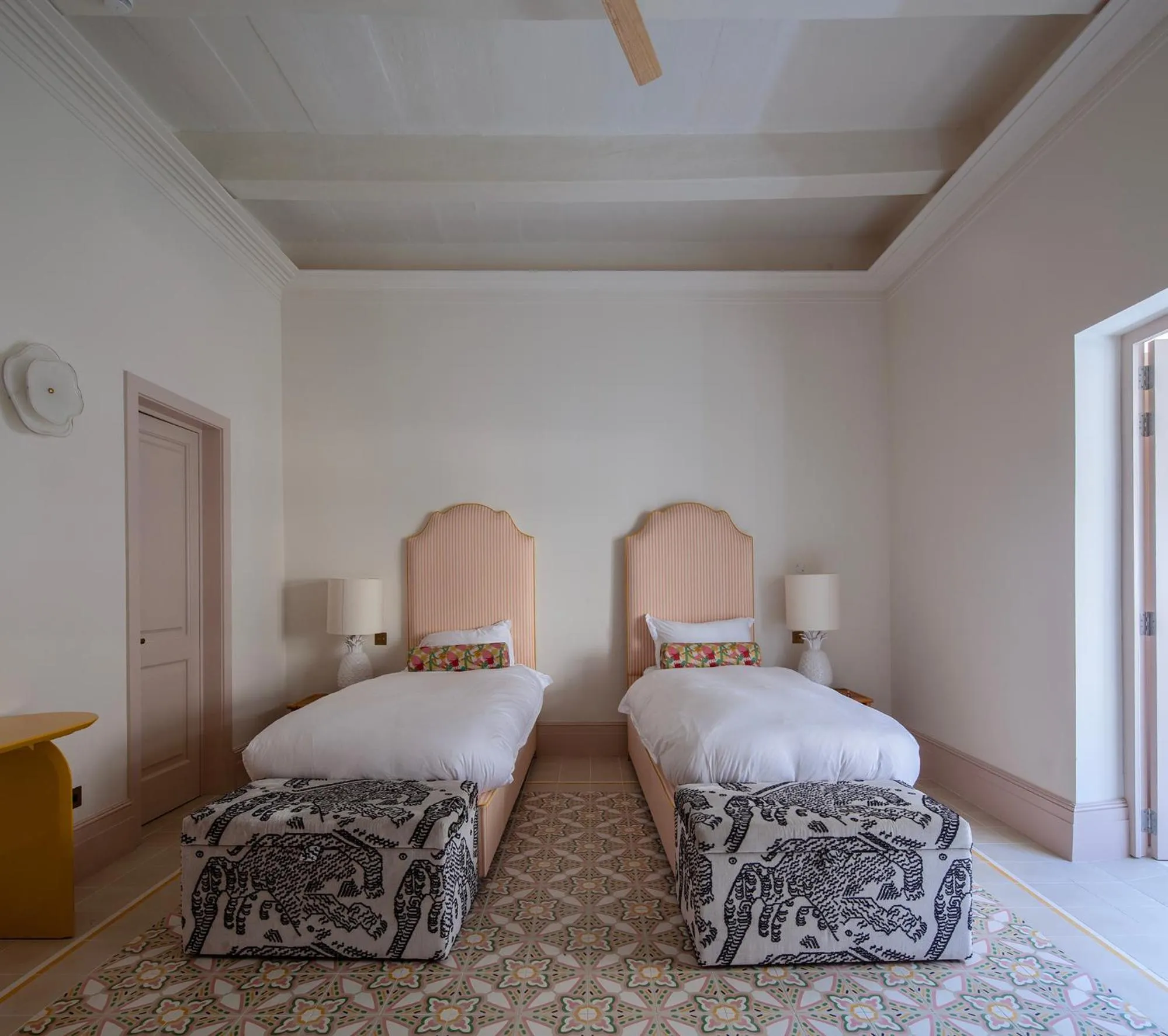 Bedroom, Bed in Iniala Harbour House