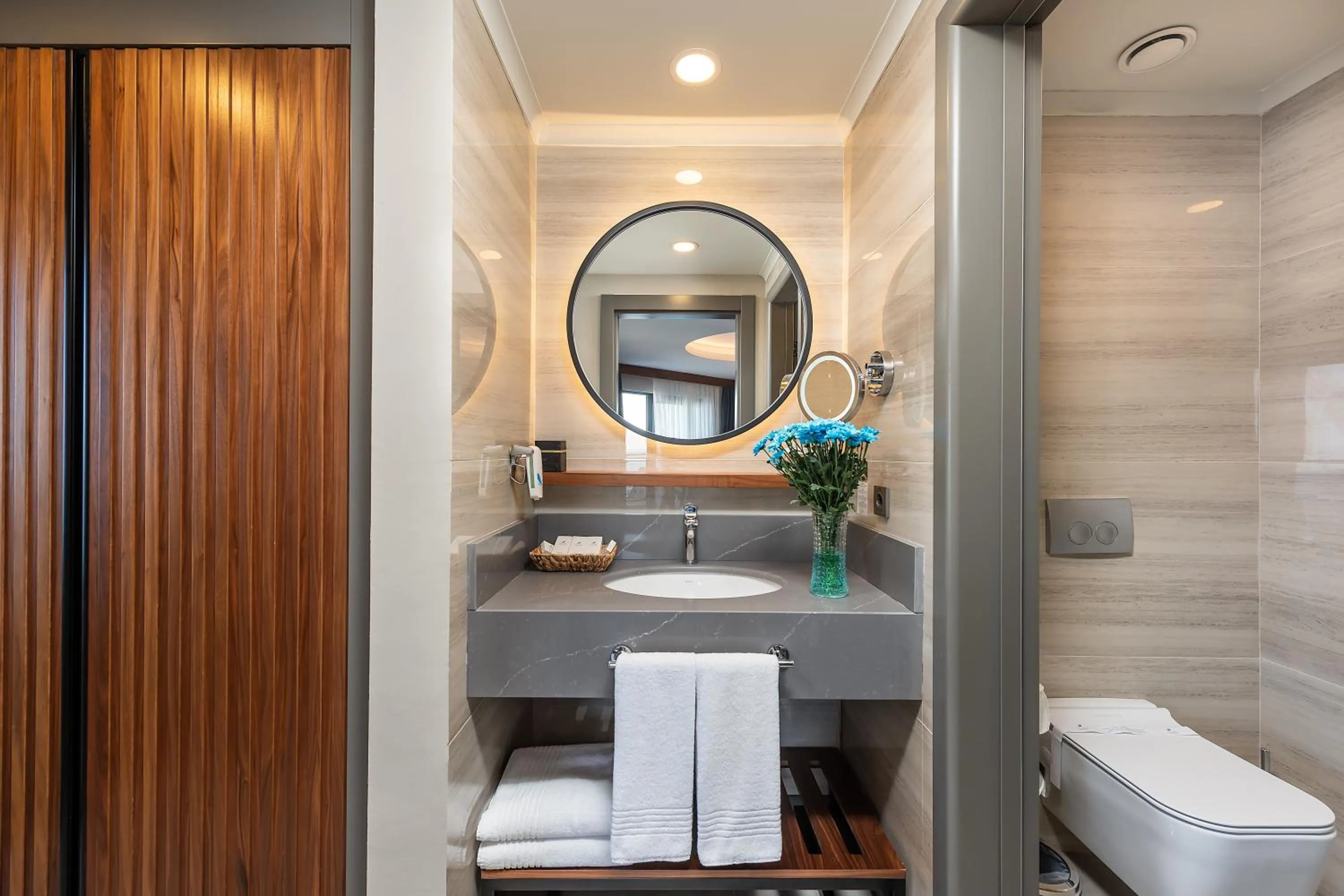 Shower in Seaden Quality Resort & Spa Ultra All Inclusive