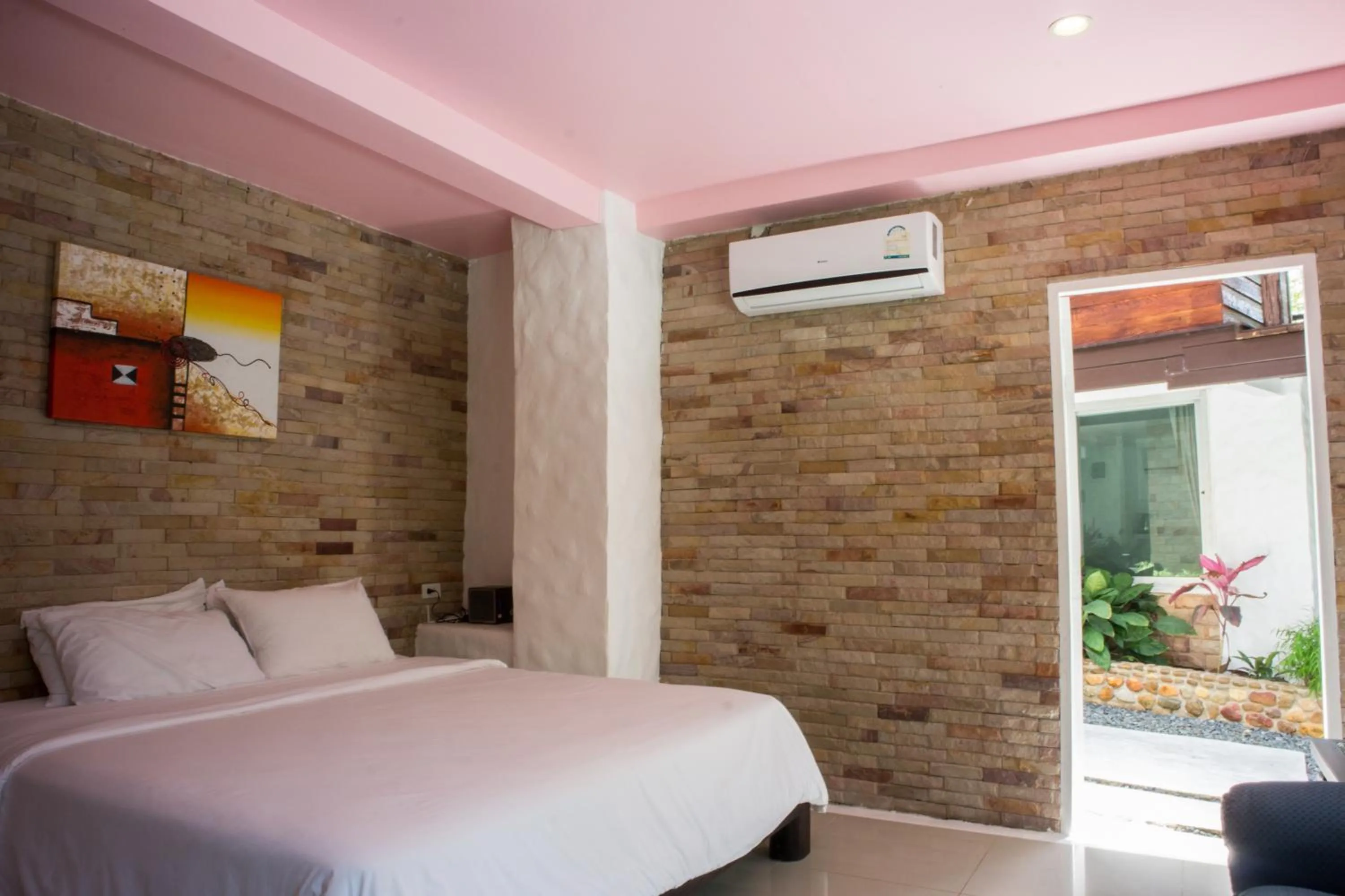 Bed in Parama Koh Chang